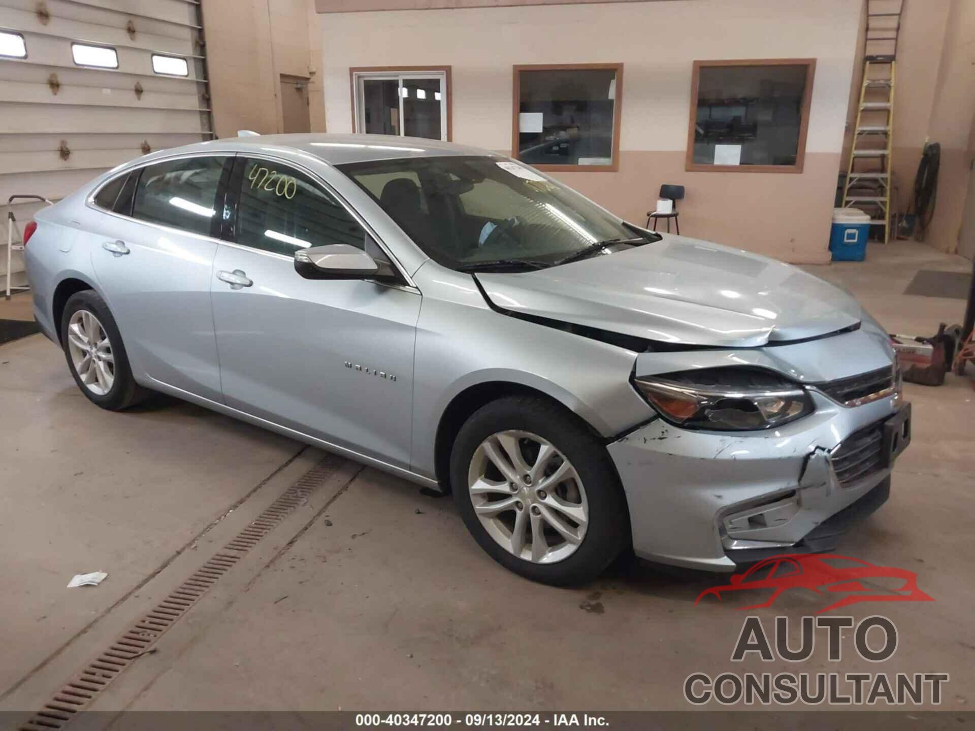 CHEVROLET MALIBU 2017 - 1G1ZE5ST6HF258991