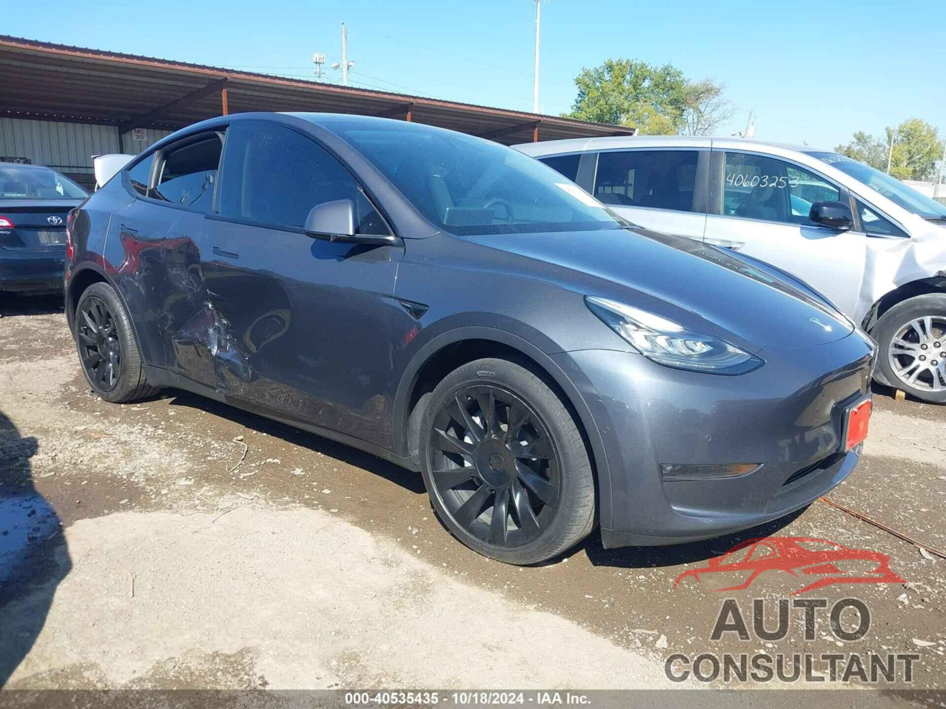 TESLA MODEL Y 2021 - 5YJYGDEE5MF108325