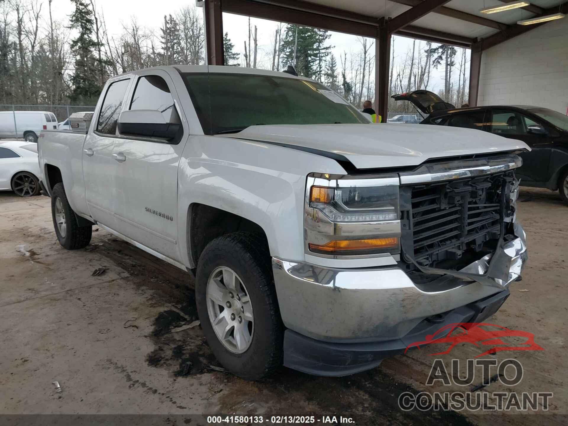 CHEVROLET SILVERADO 1500 2018 - 1GCVKREH9JZ188789