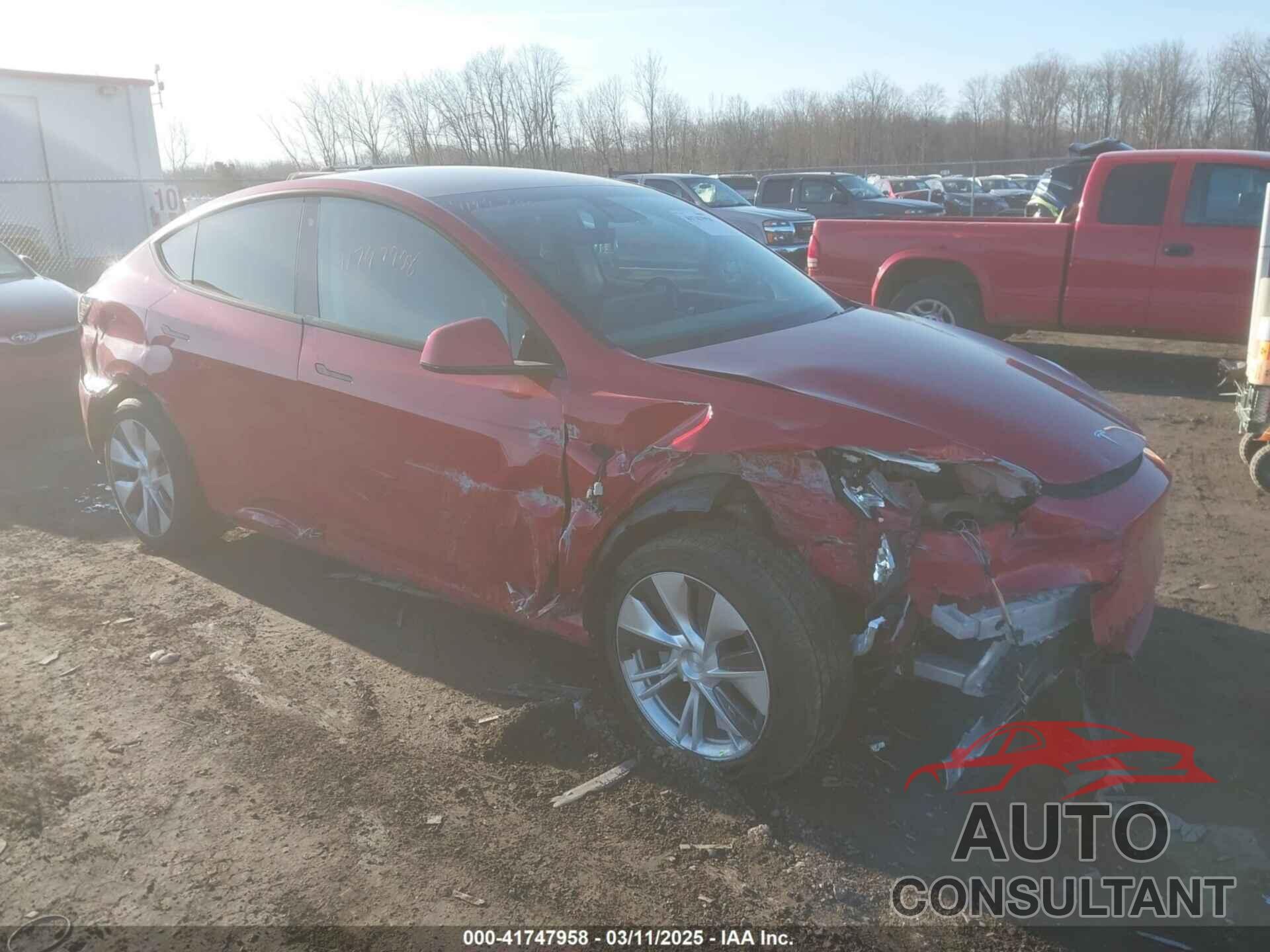 TESLA MODEL Y 2020 - 5YJYGDEE1LF011671