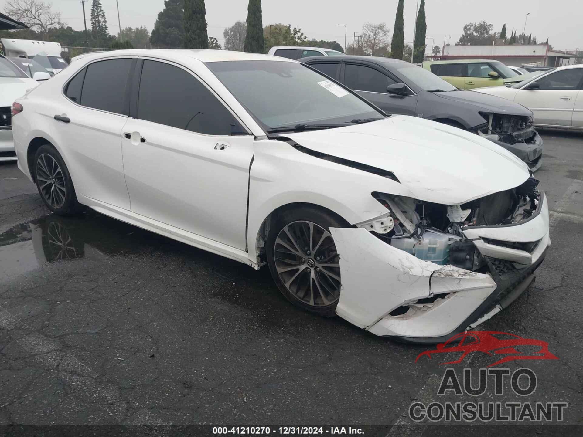 TOYOTA CAMRY 2018 - JTNB11HK5J3035517