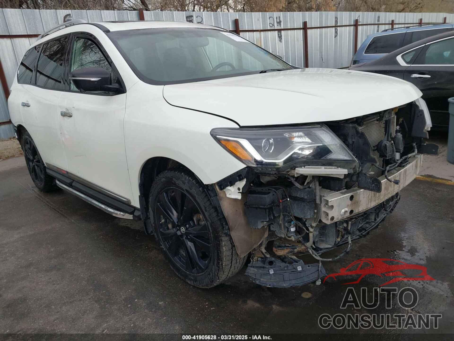NISSAN PATHFINDER 2017 - 5N1DR2MM6HC660212