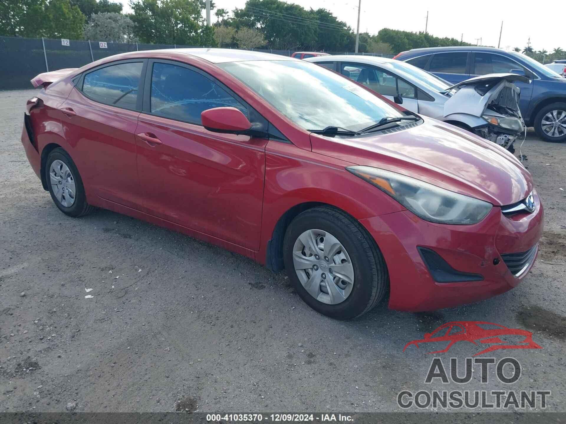 HYUNDAI ELANTRA 2016 - KMHDH4AE6GU584415