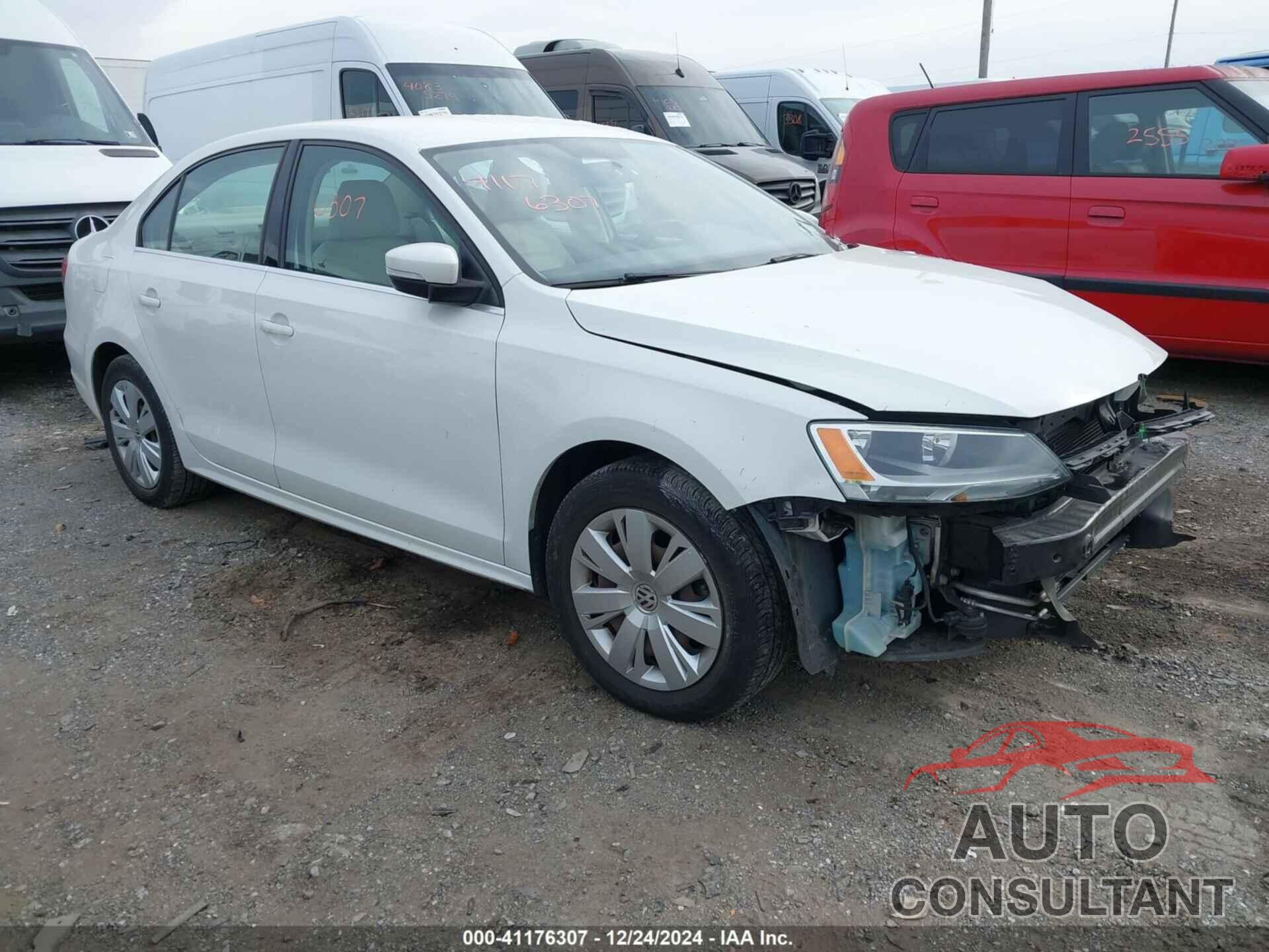 VOLKSWAGEN JETTA 2013 - 3VWDP7AJ2DM218910