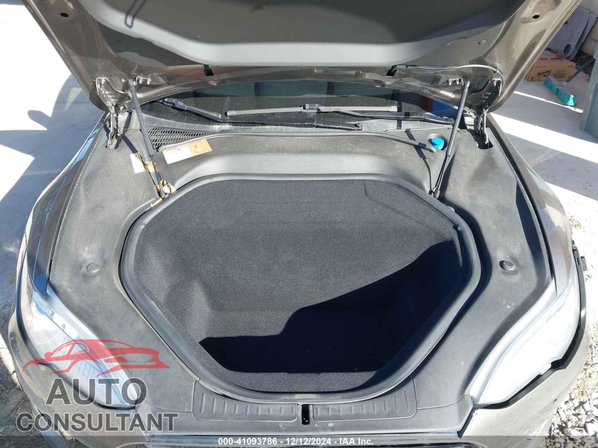 TESLA MODEL S 2015 - 5YJSA1H25FF092928