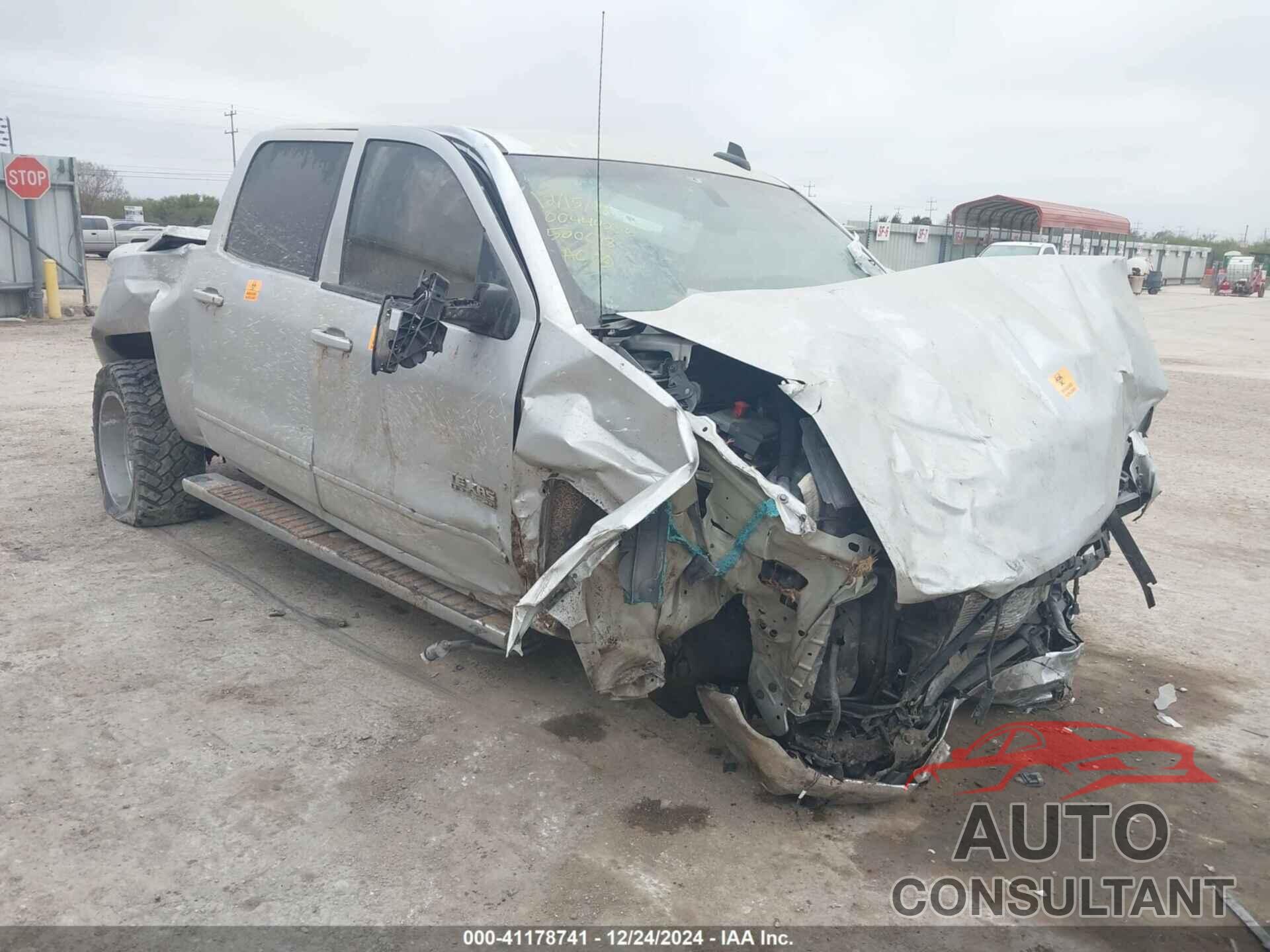 CHEVROLET SILVERADO 1500 2017 - 3GCPCREC6HG500698
