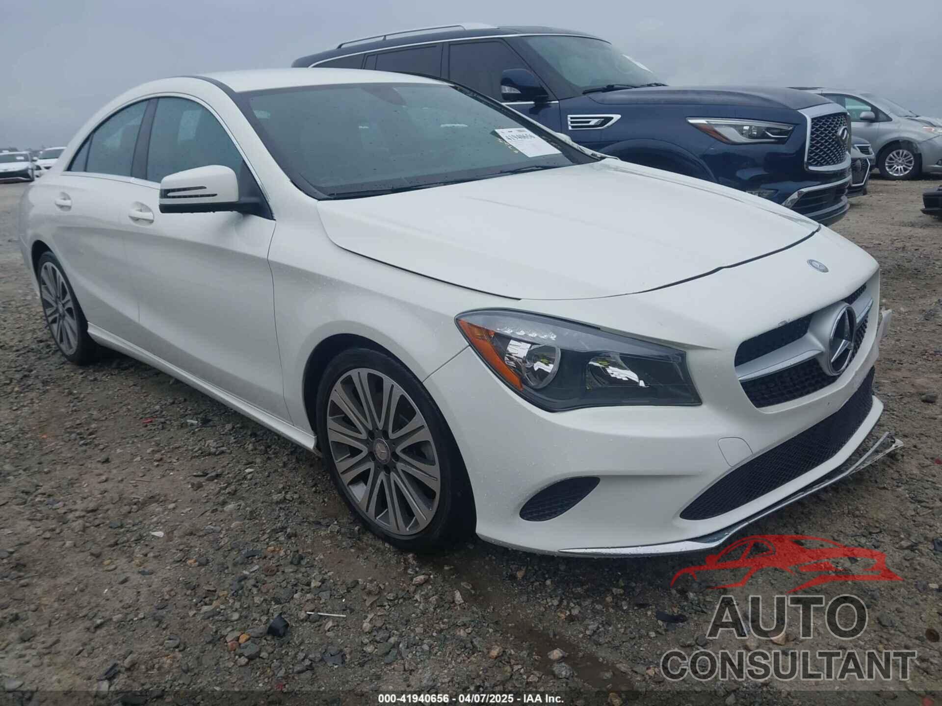 MERCEDES-BENZ CLA 250 2017 - WDDSJ4EB8HN447834