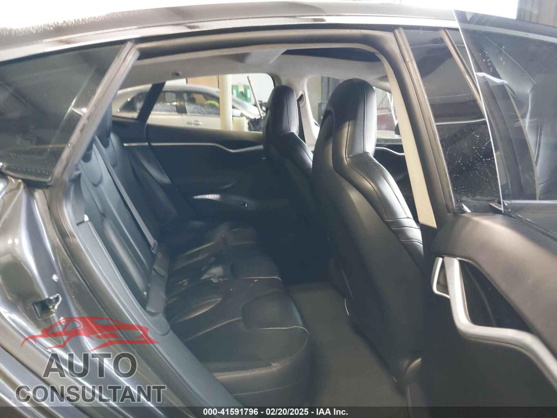 TESLA MODEL S 2015 - 5YJSA1E45FF108485