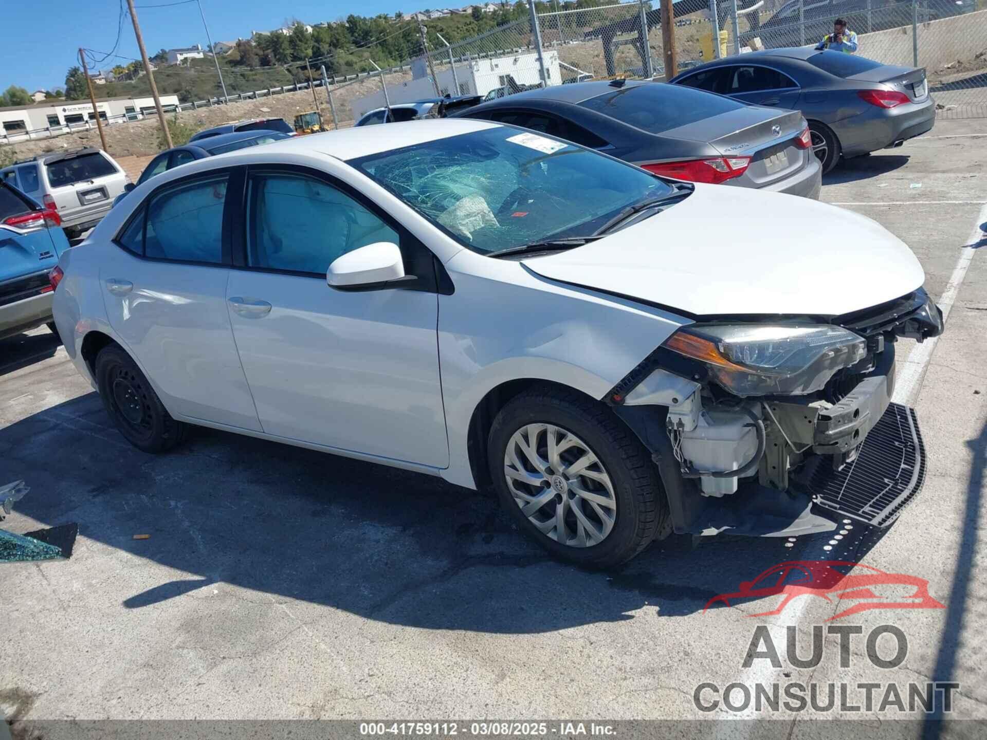 TOYOTA COROLLA 2018 - 5YFBURHE4JP798799