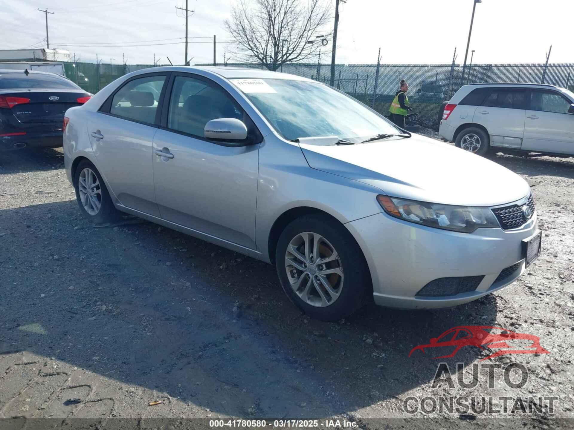 KIA FORTE 2012 - KNAFU4A26C5610561