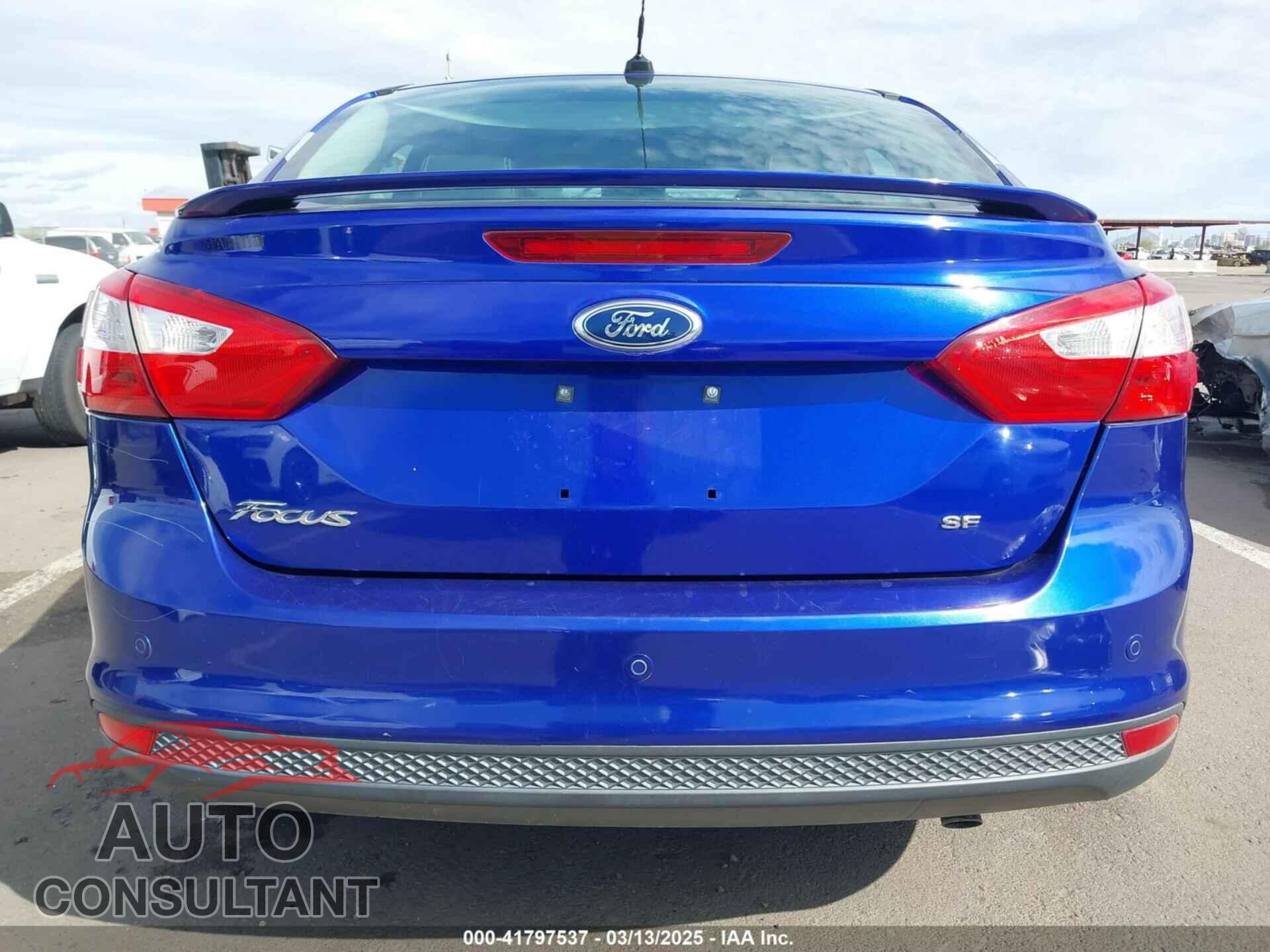 FORD FOCUS 2013 - 1FADP3F27DL138703