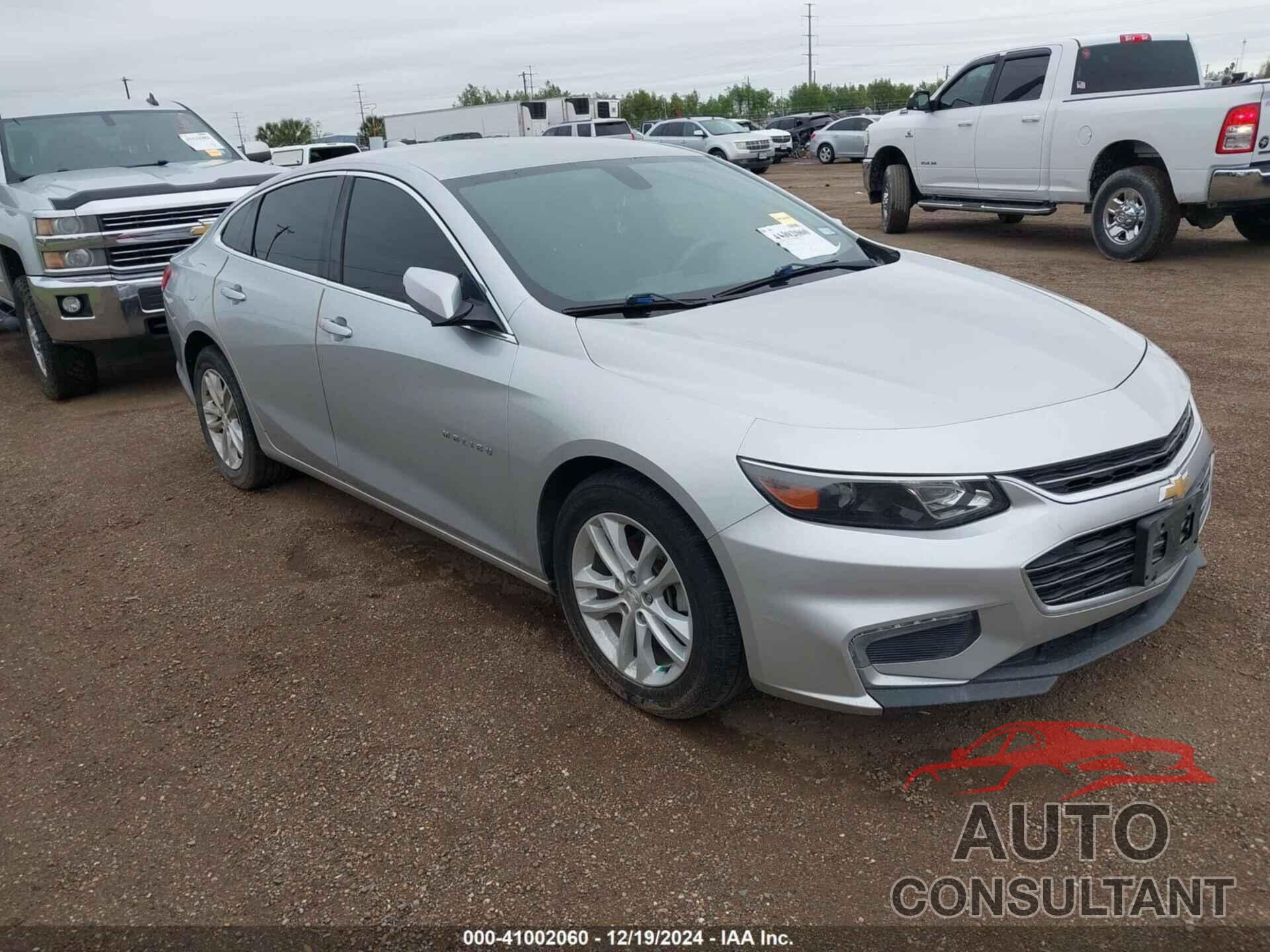 CHEVROLET MALIBU 2017 - 1G1ZE5STXHF120323