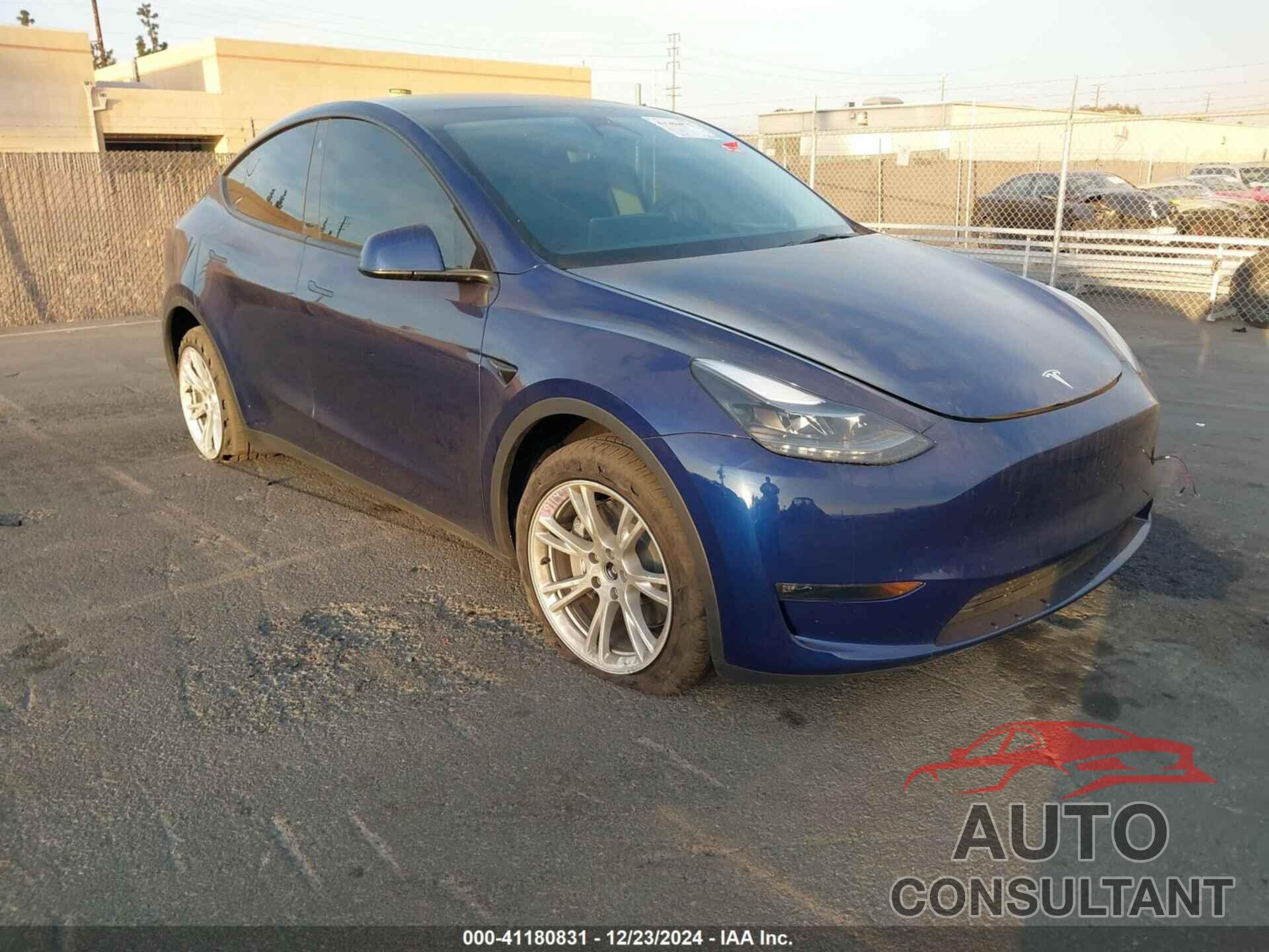 TESLA MODEL Y 2023 - 7SAYGDEE3PA116752