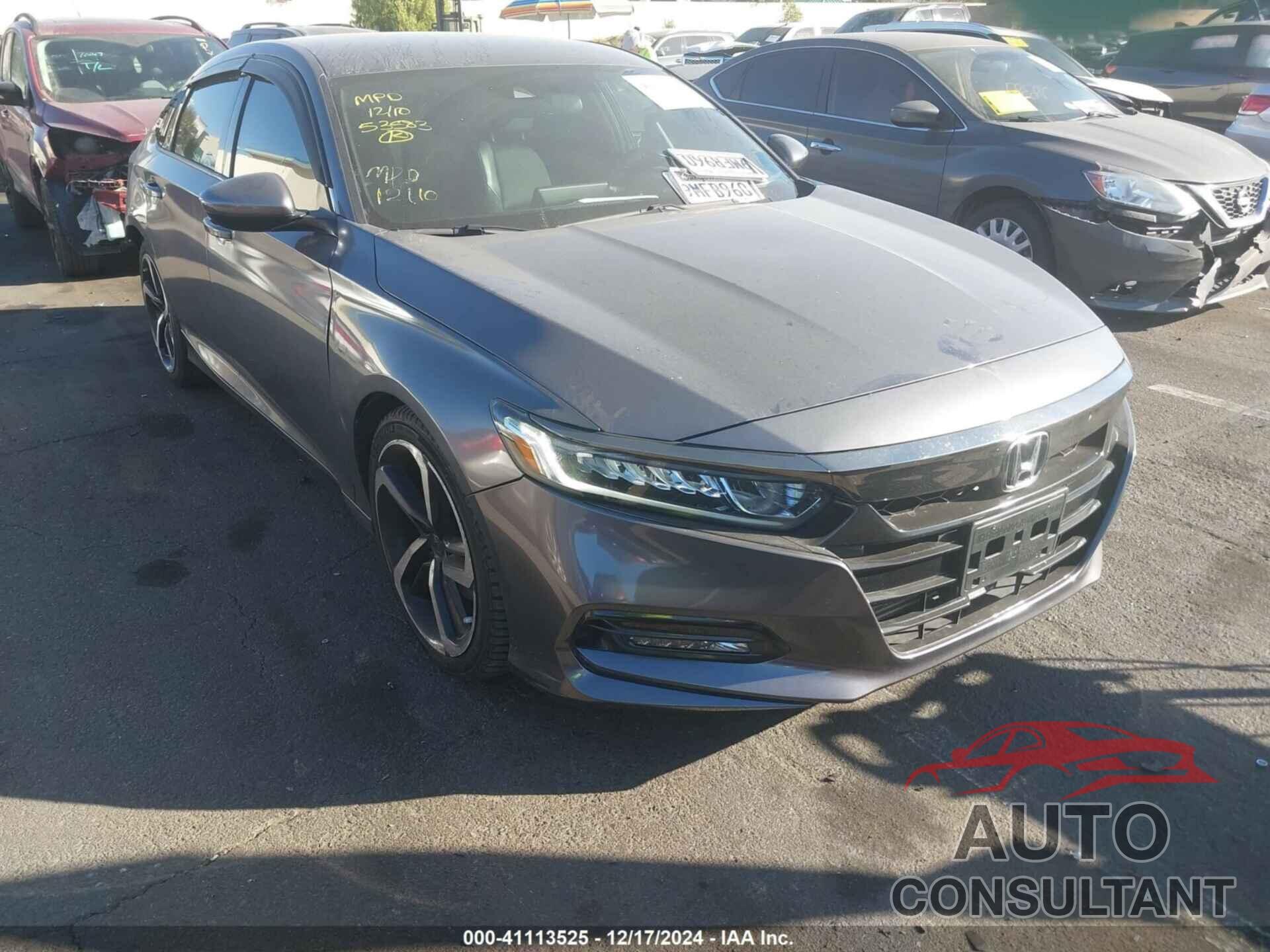 HONDA ACCORD 2018 - 1HGCV1F33JA240727