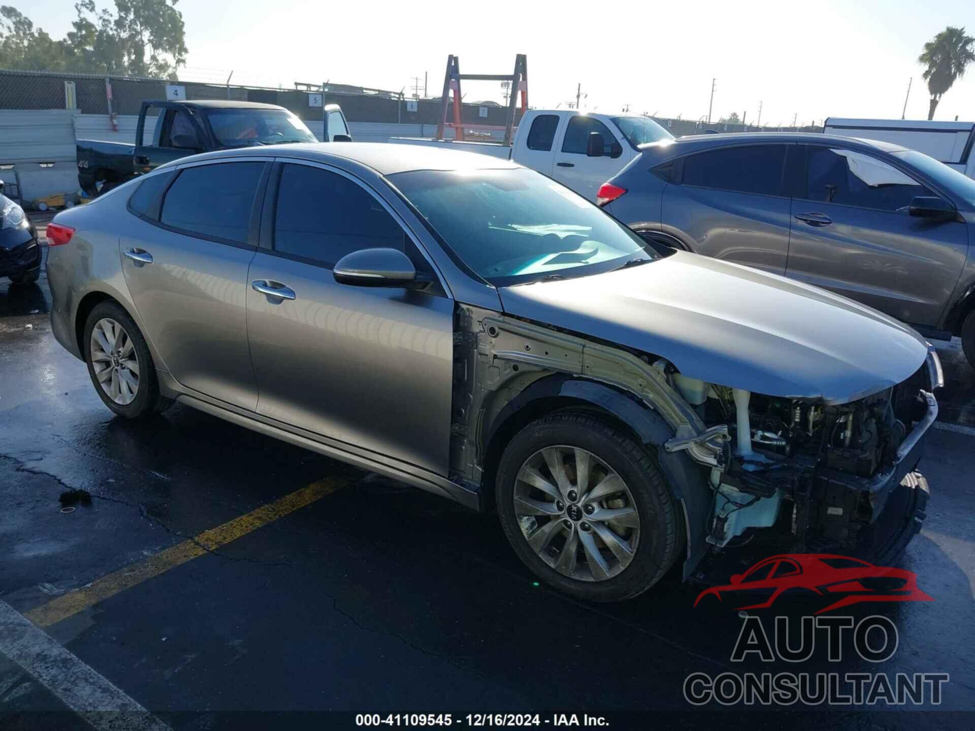 KIA OPTIMA 2018 - 5XXGT4L35JG272482