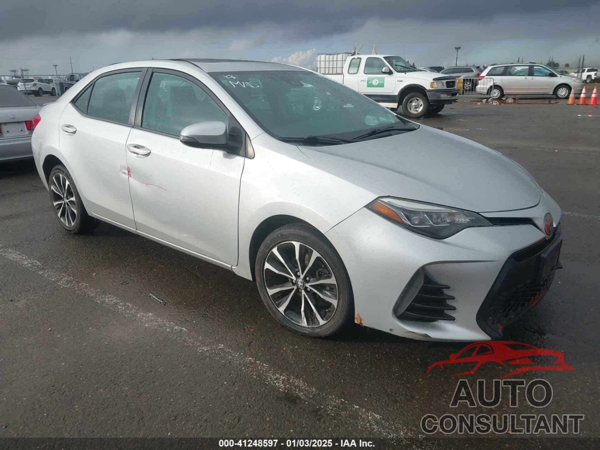 TOYOTA COROLLA 2017 - 5YFBURHE5HP692338