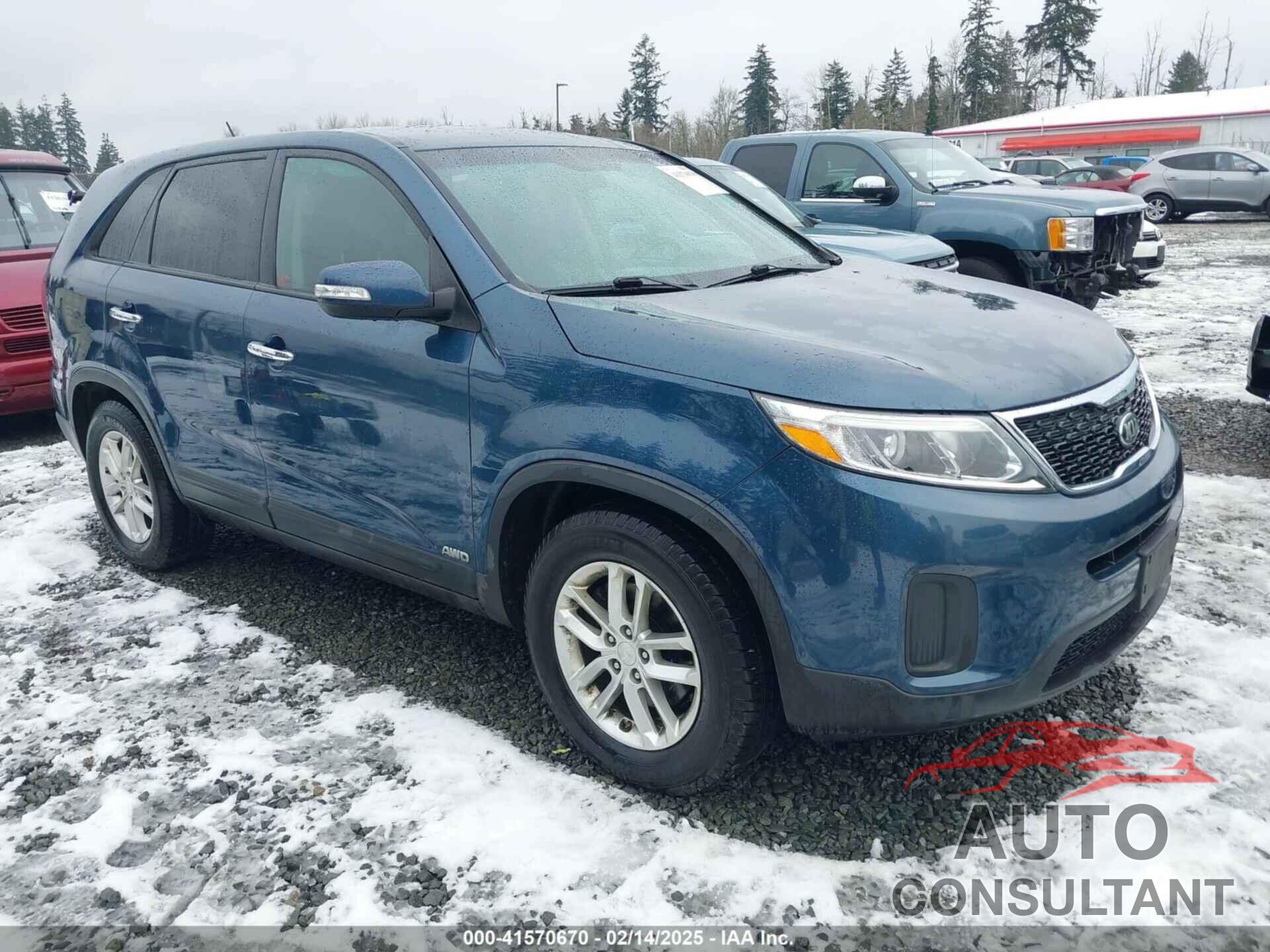 KIA SORENTO 2015 - 5XYKTCA69FG606615
