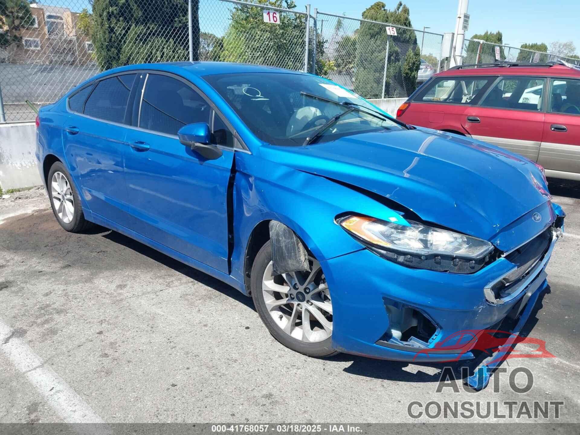FORD FUSION 2020 - 3FA6P0LU3LR215130
