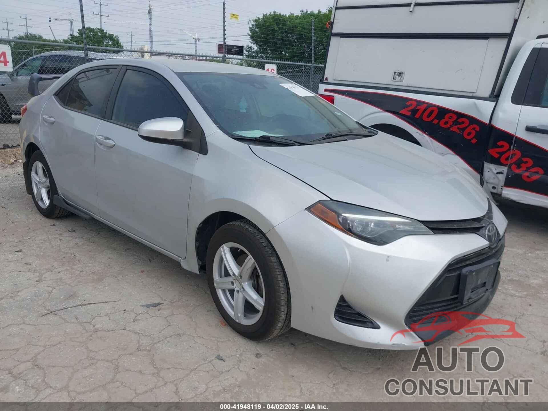 TOYOTA COROLLA 2018 - 5YFBURHE5JP767156