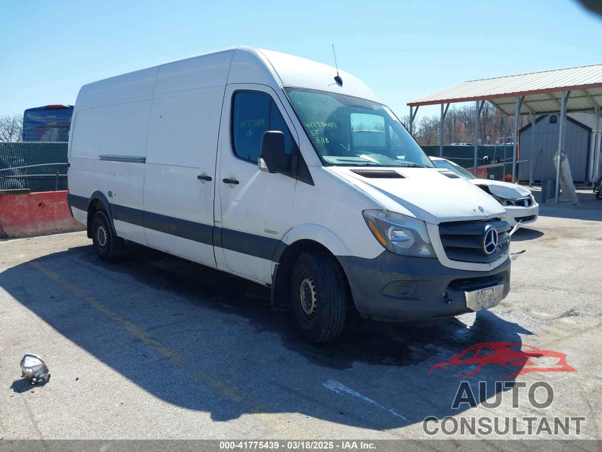 MERCEDES-BENZ SPRINTER 2500 2014 - WD3PE8CC3E5823787
