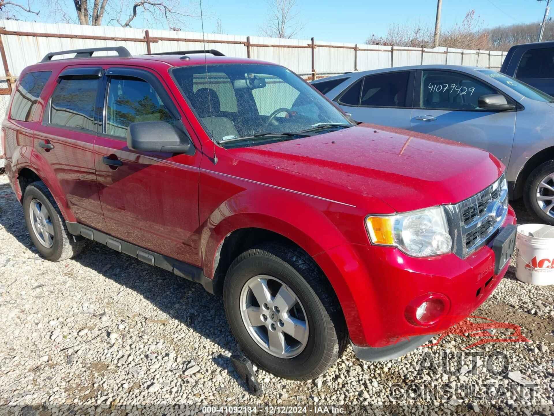 FORD ESCAPE 2011 - 1FMCU0DG5BKB96738