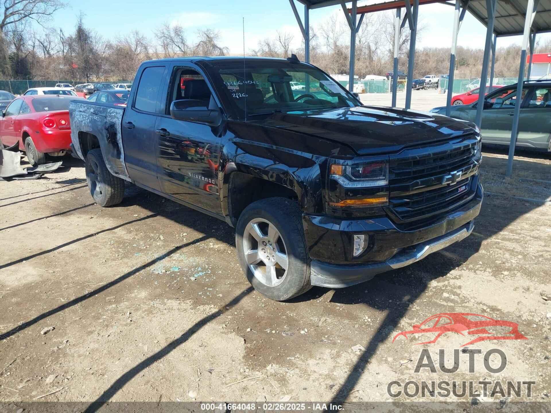 CHEVROLET SILVERADO 1500 2017 - 1GCVKREC9HZ217657
