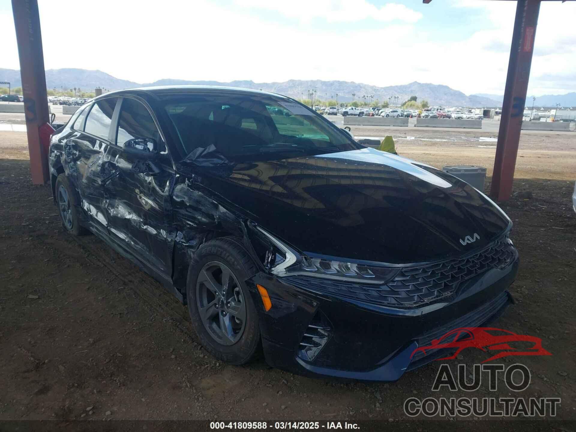 KIA K5 2022 - 5XXG24J21NG163696
