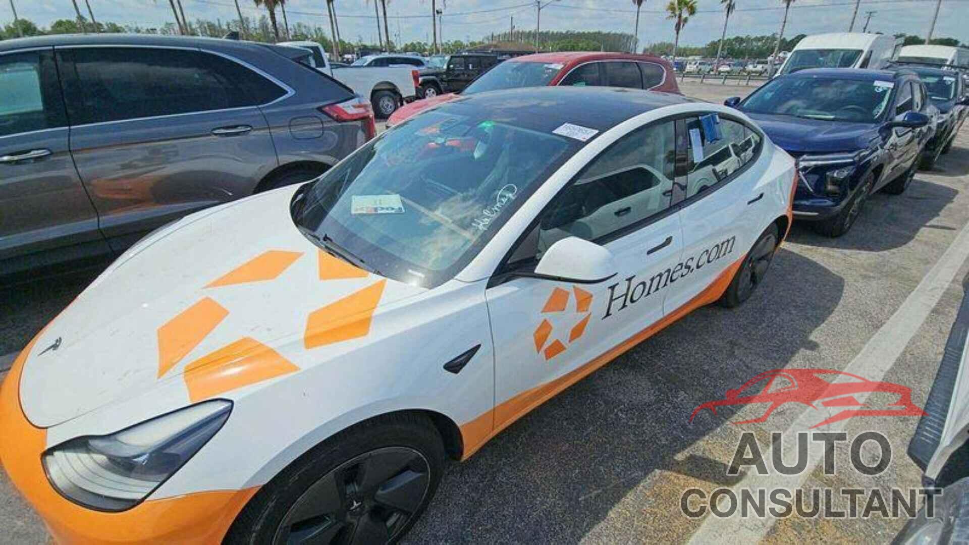 TESLA MODEL 3 2021 - 5YJ3E1EB2MF924008