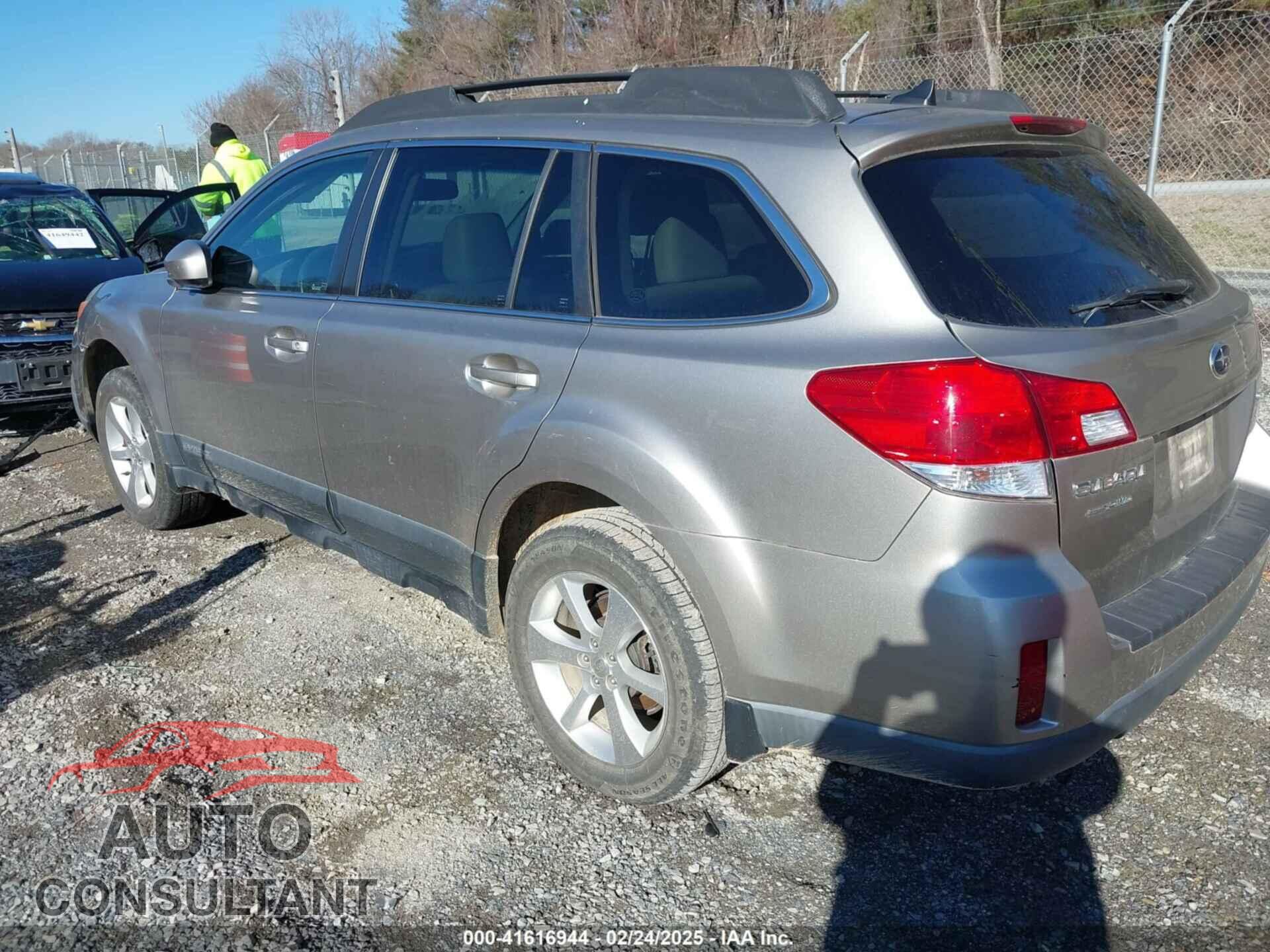 SUBARU OUTBACK 2014 - 4S4BRBLC8E3314268