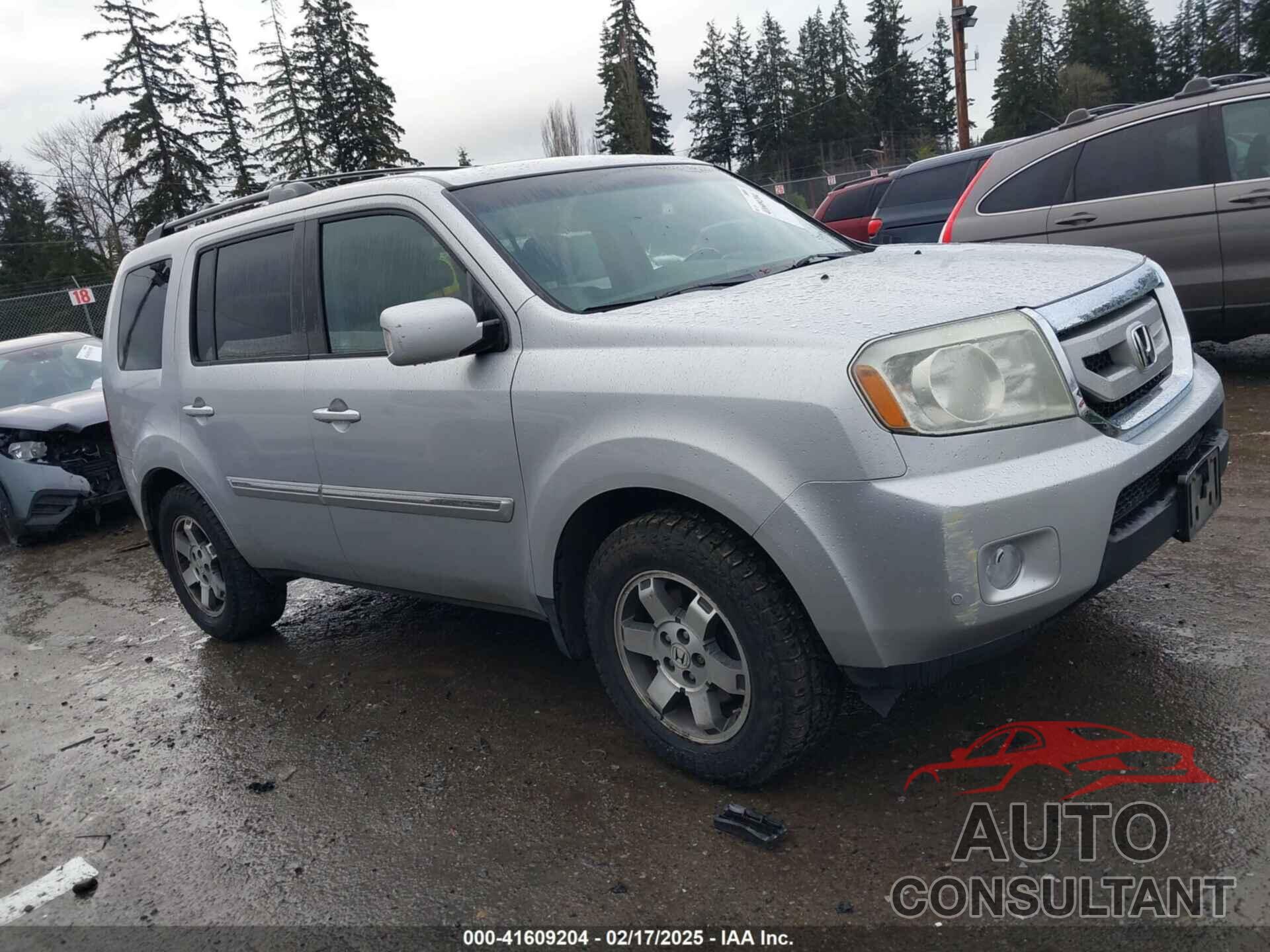 HONDA PILOT 2011 - 5FNYF4H9XBB052820