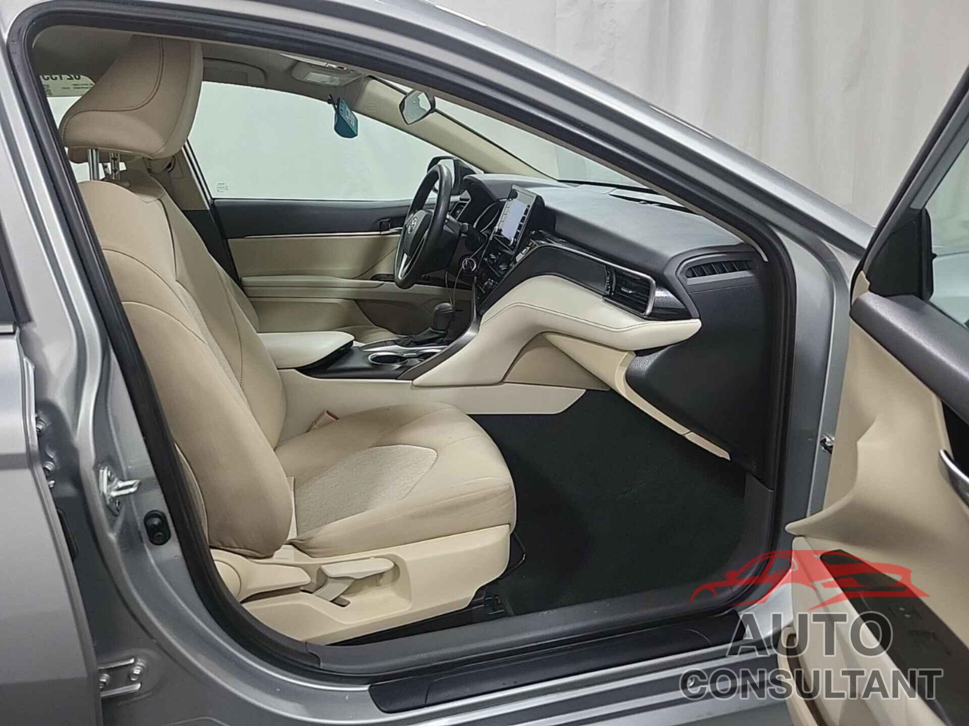 TOYOTA CAMRY 2023 - 4T1C11AK3PU105243
