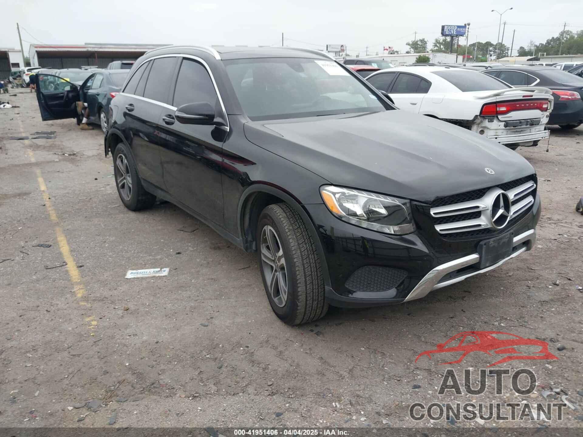 MERCEDES-BENZ GLC 300 2018 - WDC0G4JB5JV020150