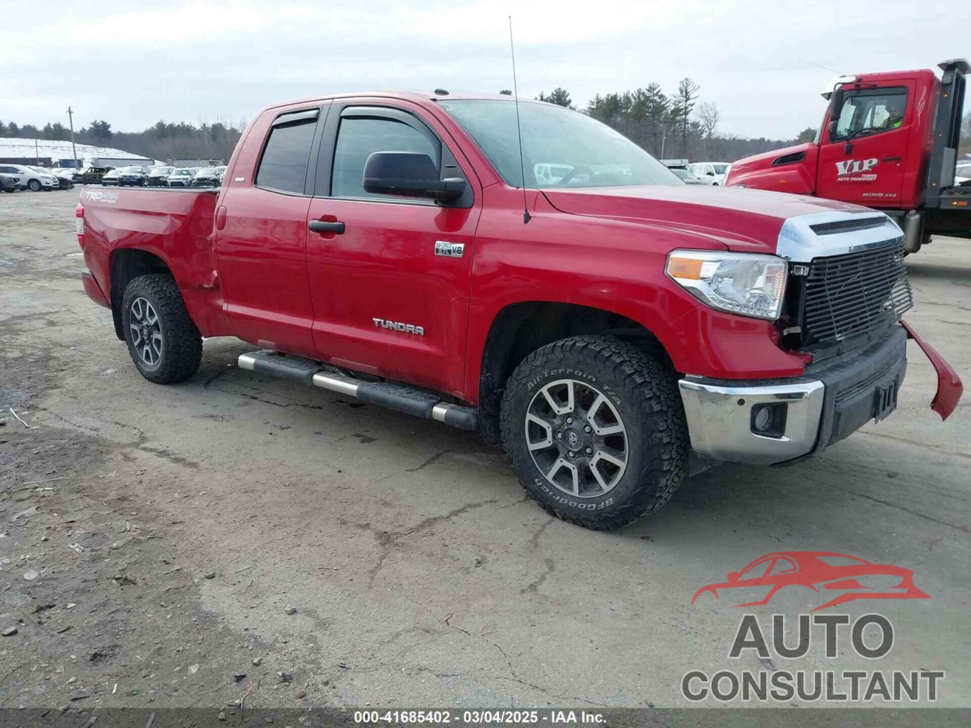 TOYOTA TUNDRA 2017 - 5TFUY5F14HX666949