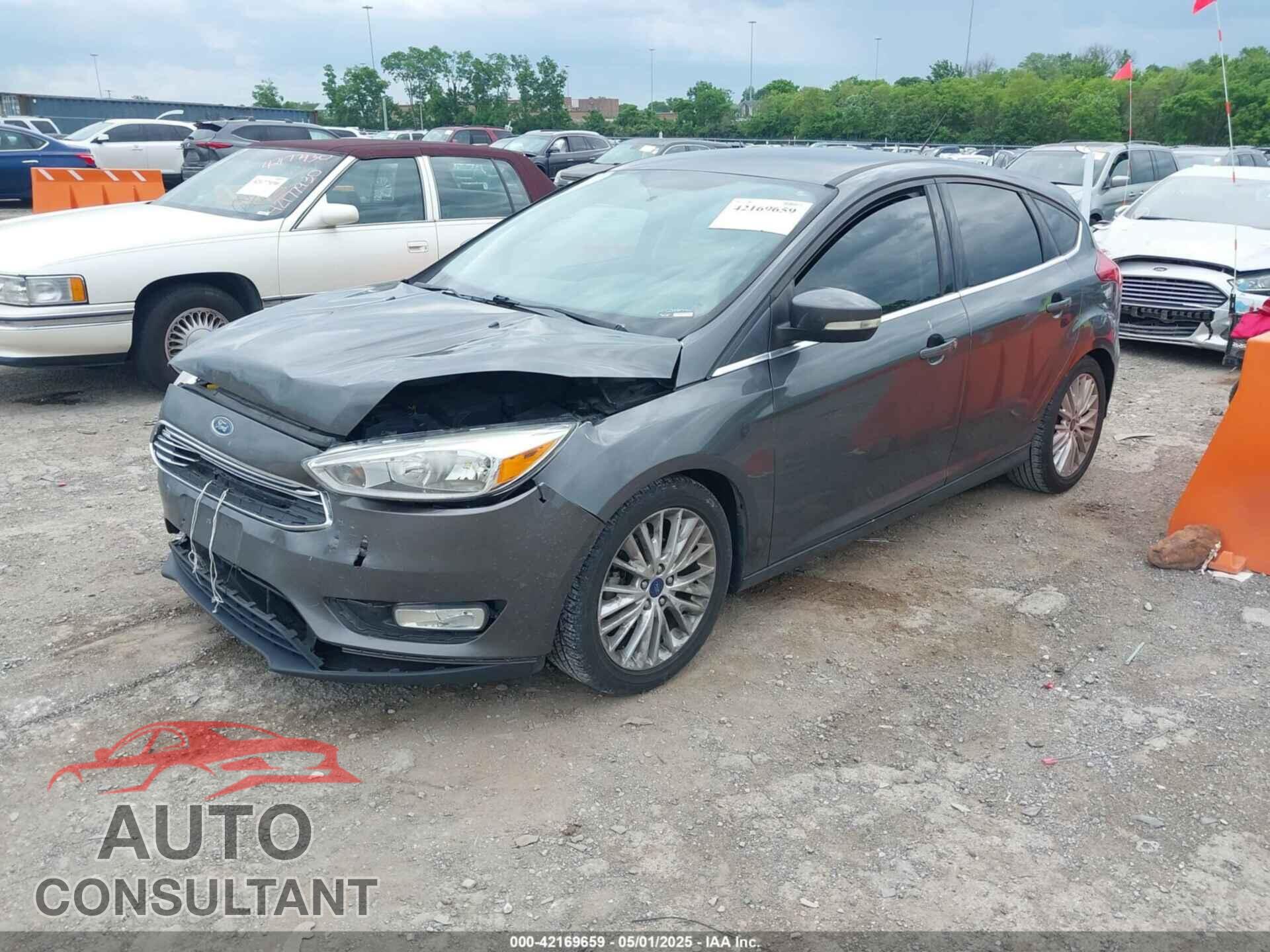 FORD FOCUS 2016 - 1FADP3N27GL372300