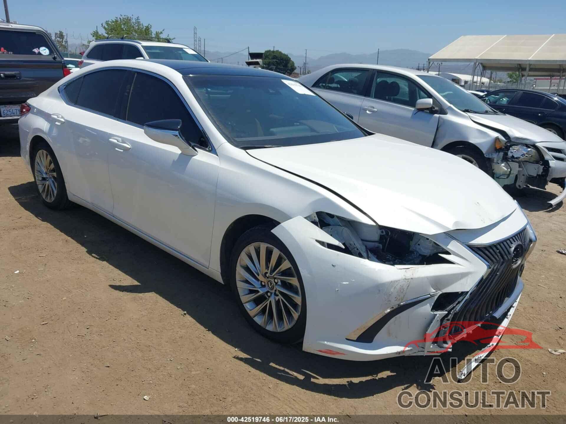LEXUS ES 350 2019 - JTHBZ1B11K2004347