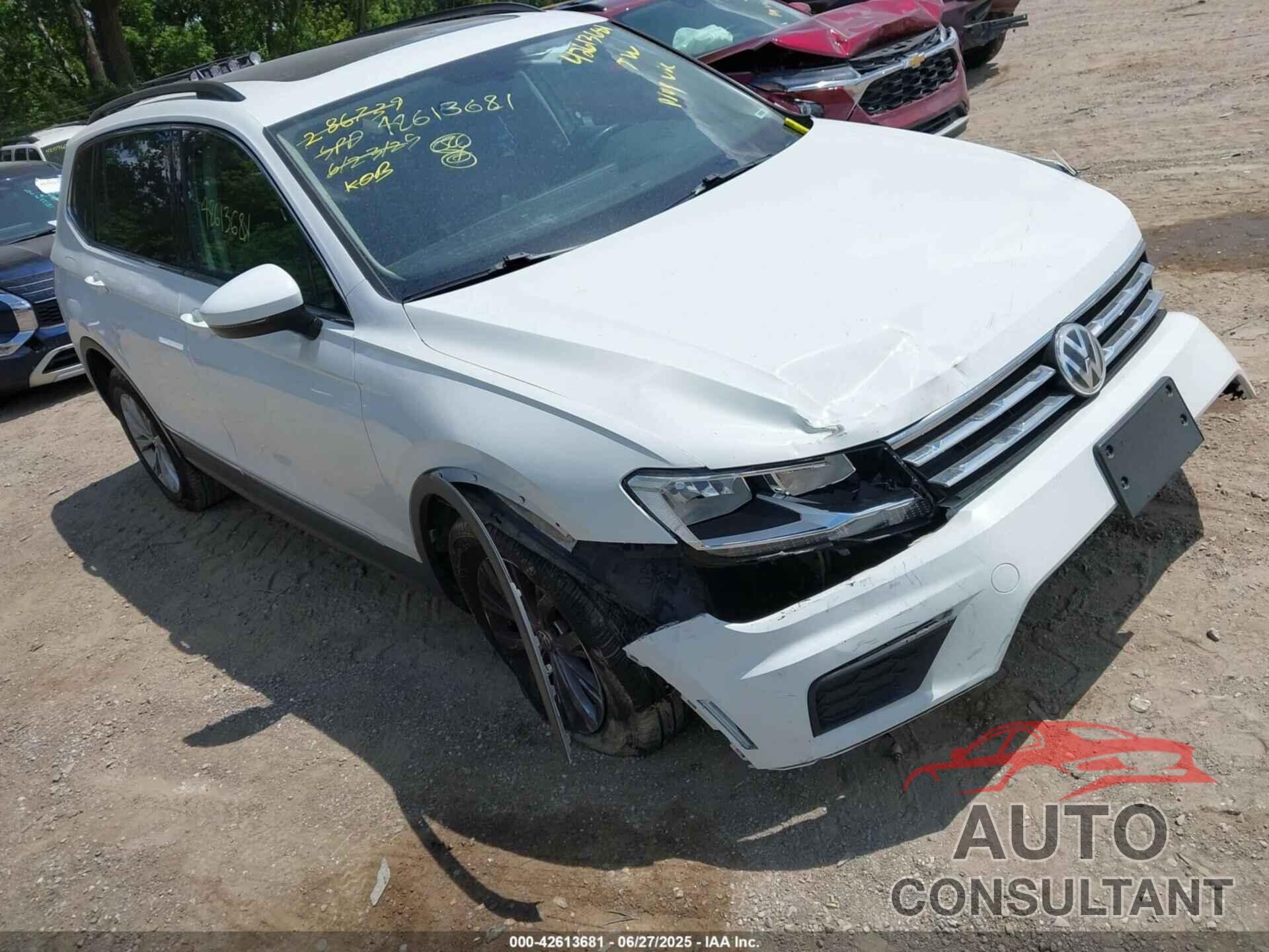 VOLKSWAGEN TIGUAN 2018 - 3VV2B7AX2JM168388
