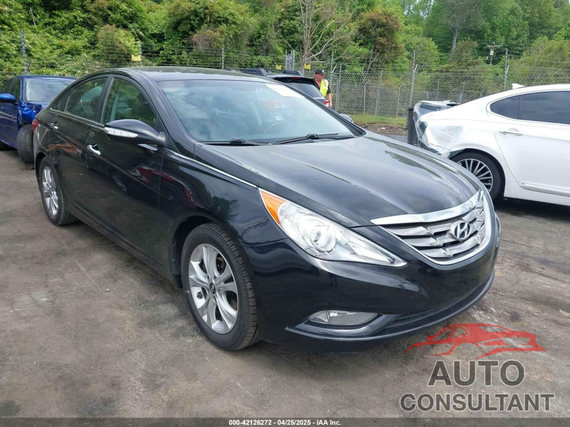 HYUNDAI SONATA 2011 - 5NPEC4AB4BH305866
