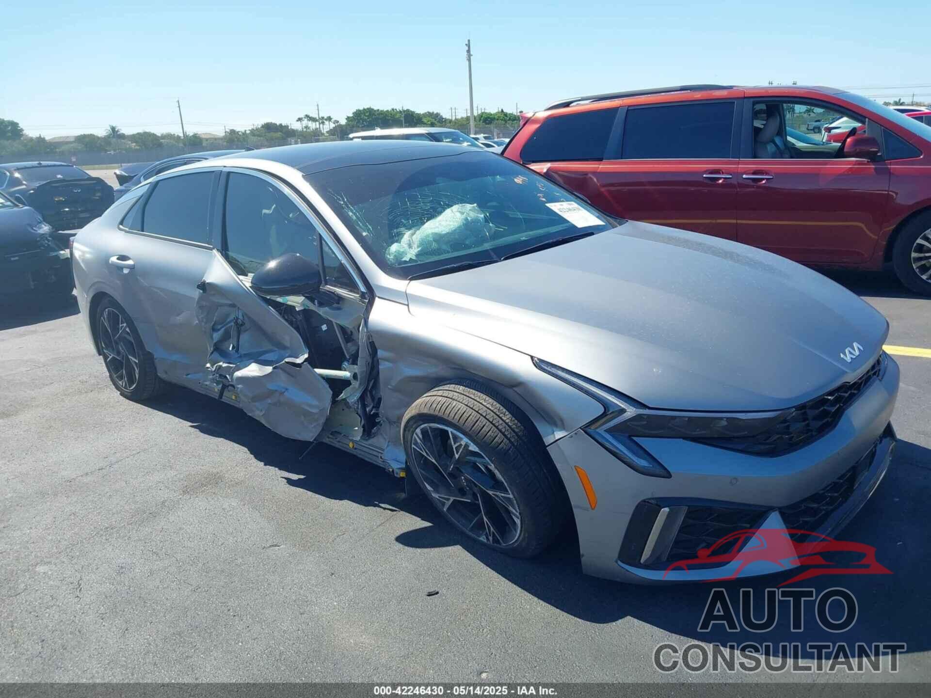 KIA K5 2025 - KNAG64J74S5320148