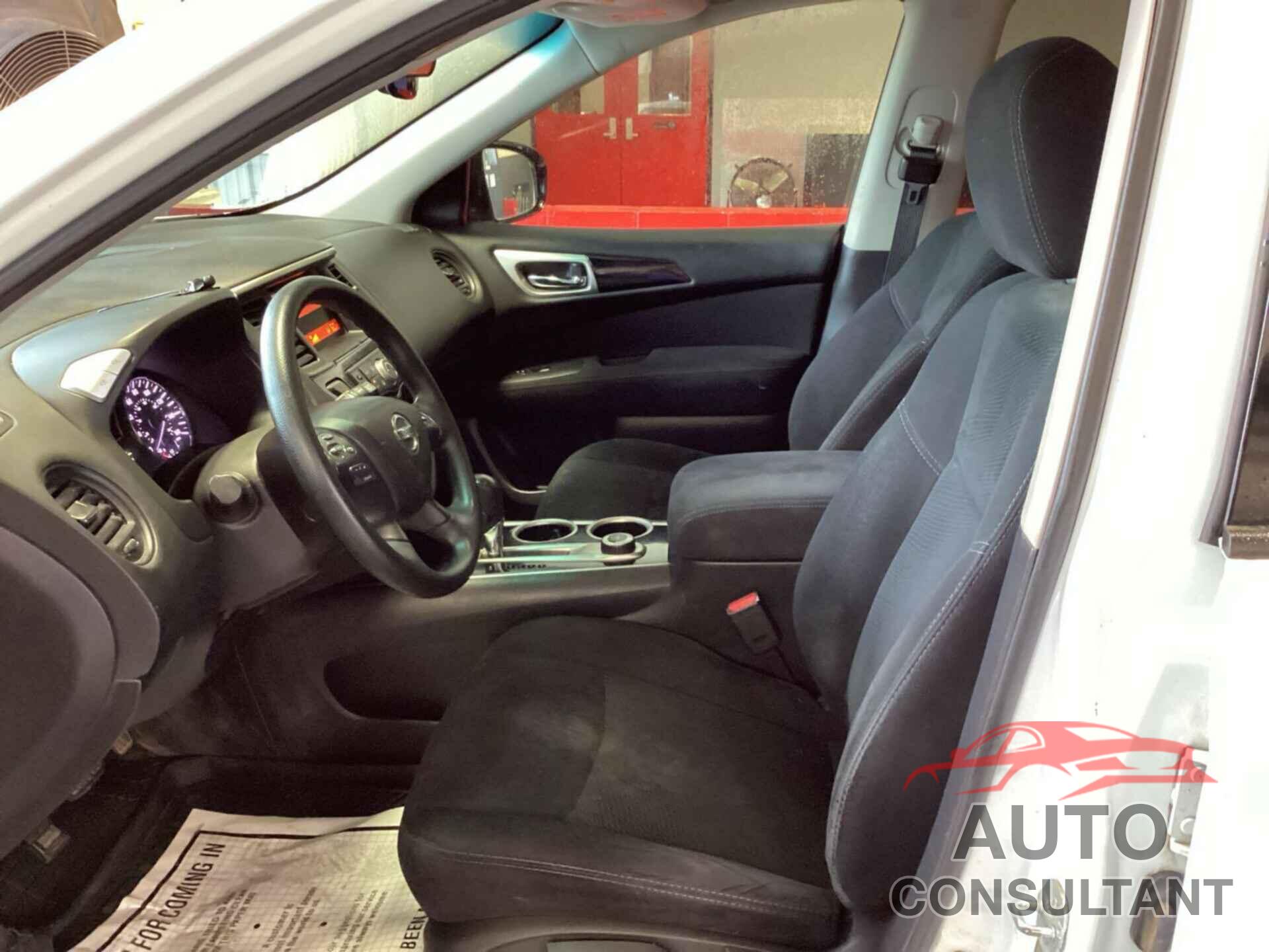 NISSAN PATHFINDER 2014 - 5N1AR2MM0EC710116