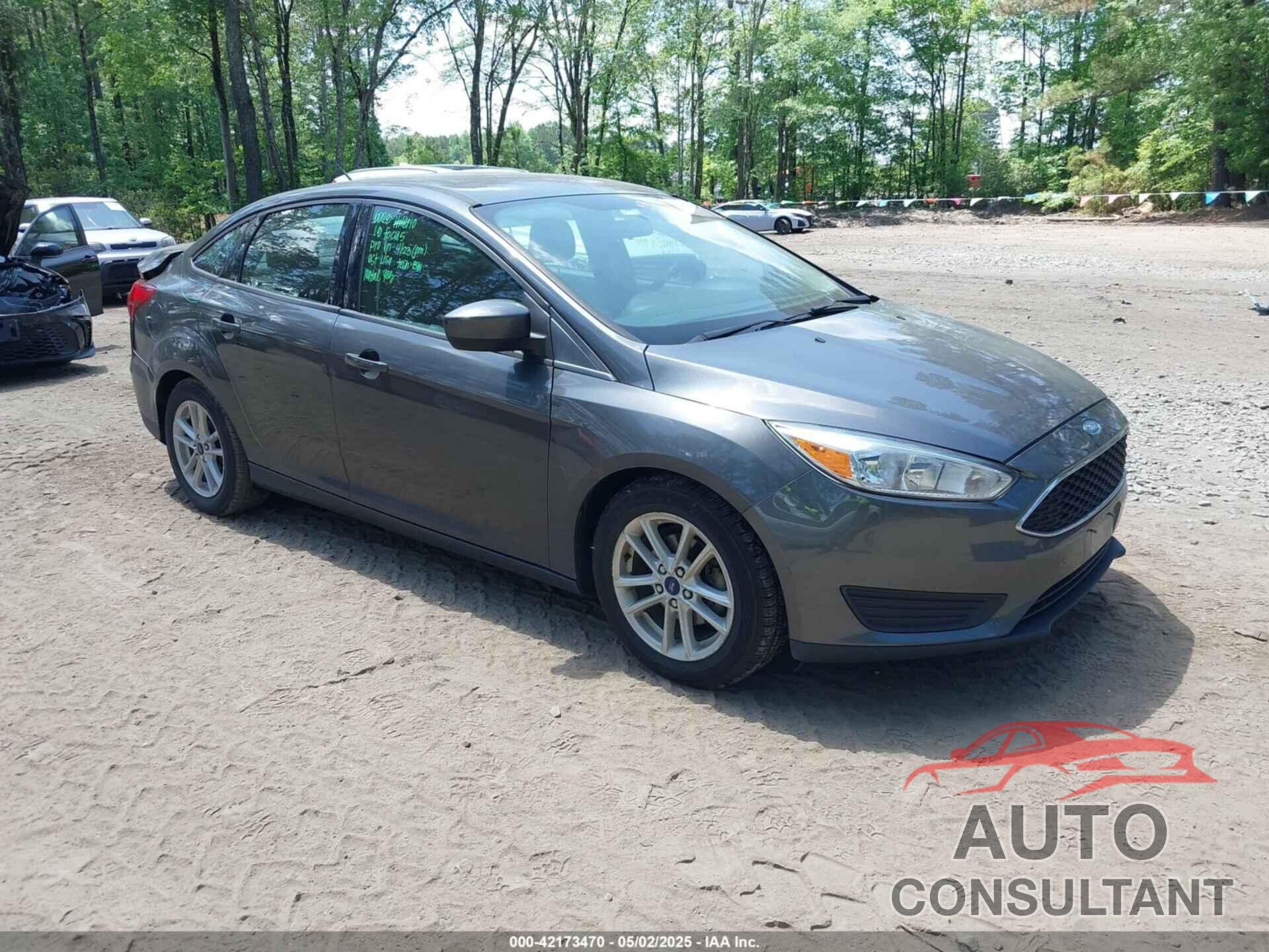 FORD FOCUS 2018 - 1FADP3F23JL251138