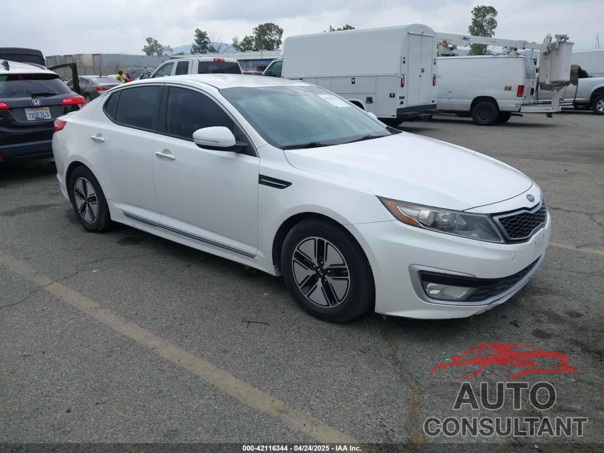 KIA OPTIMA HYBRID 2011 - KNAGM4AD0B5005794