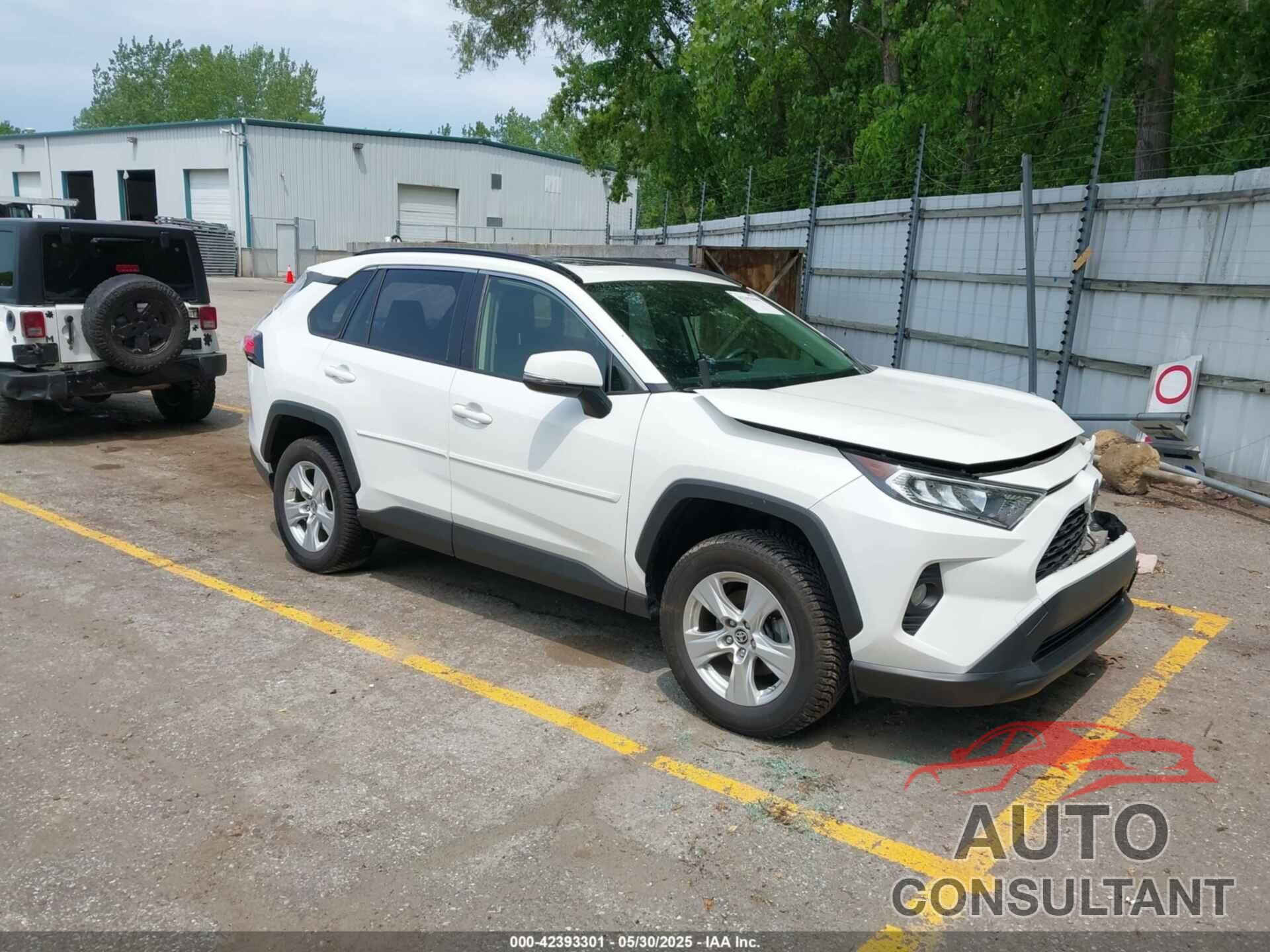 TOYOTA RAV4 2019 - JTMP1RFV3KD046162