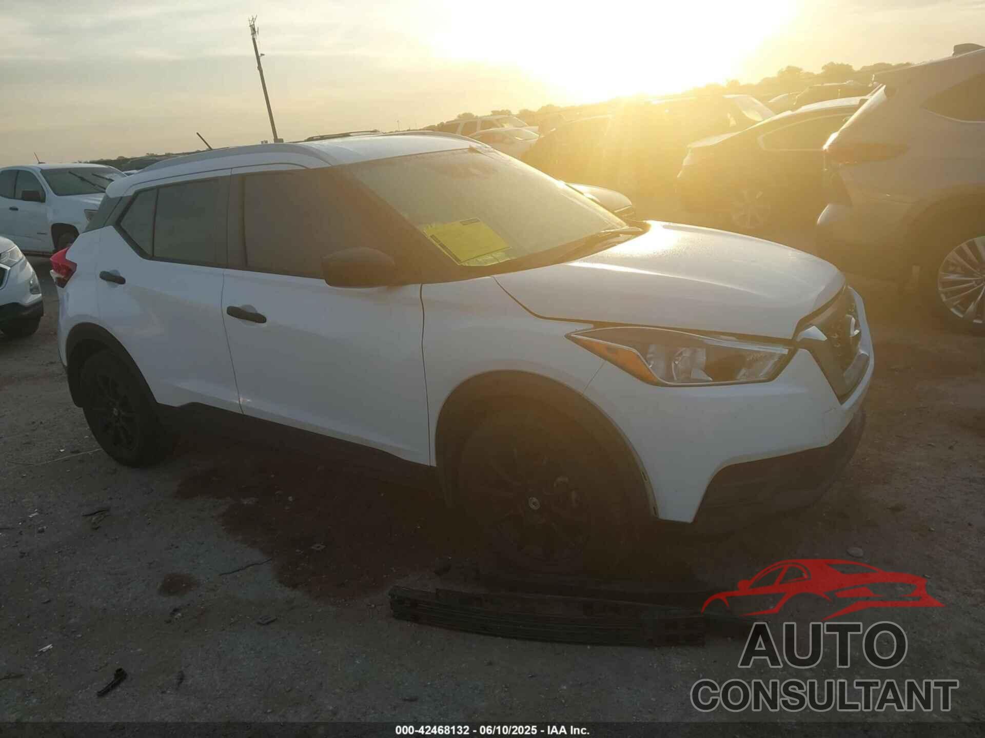 NISSAN KICKS 2018 - 3N1CP5CUXJL546414