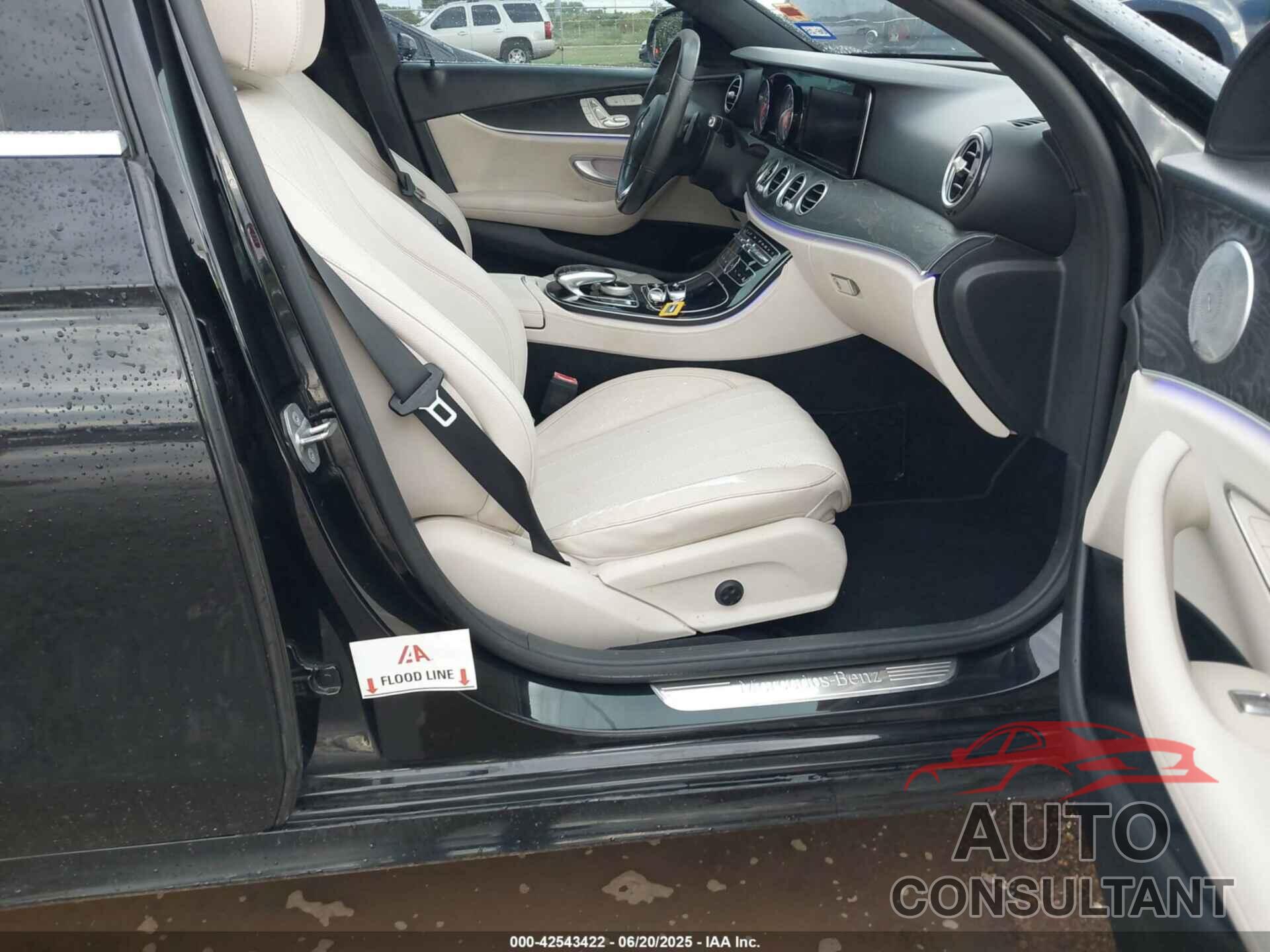 MERCEDES-BENZ E 300 2017 - WDDZF4JB9HA097594