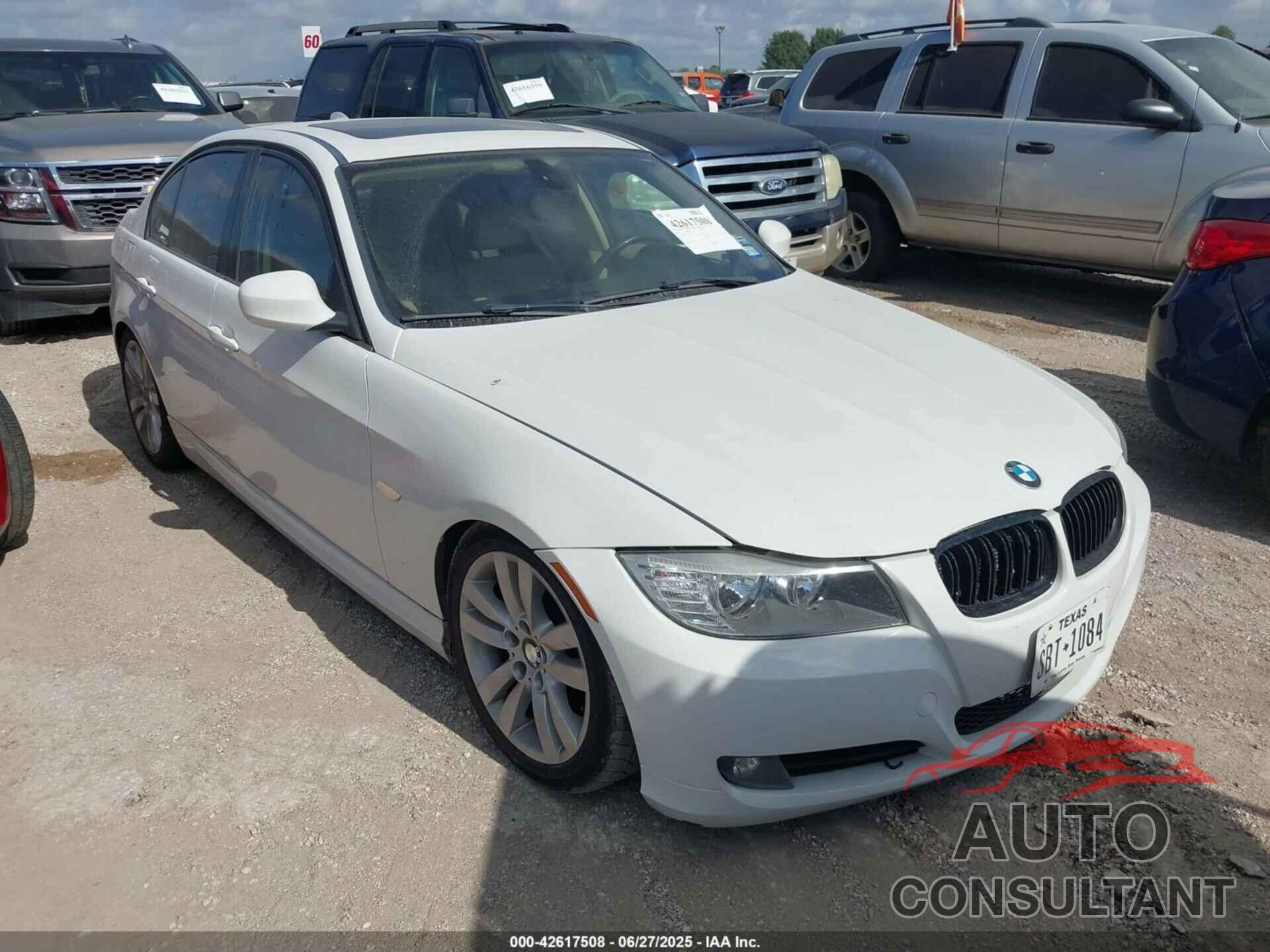 BMW 328I 2011 - WBAPH7G51BNM58148