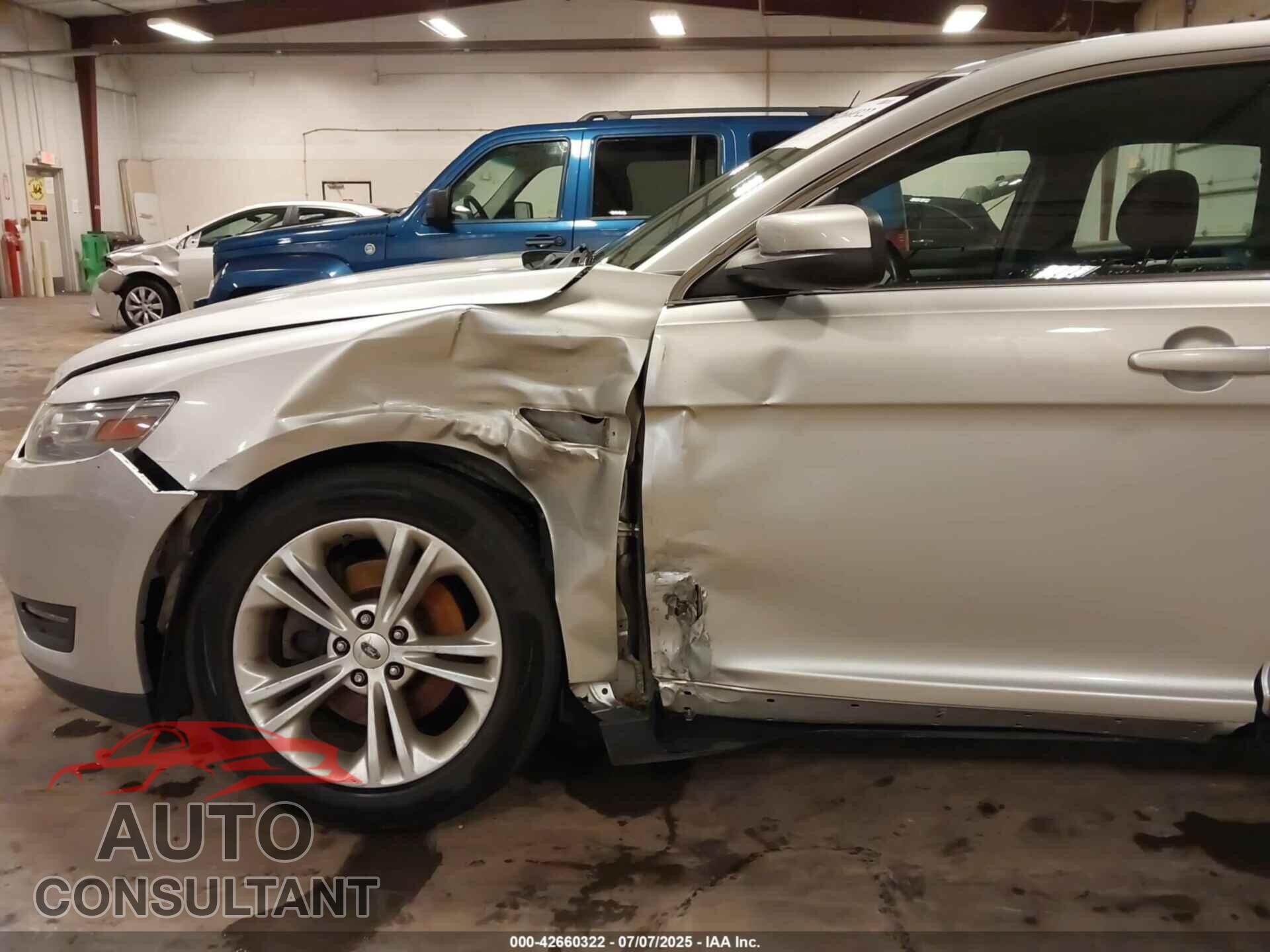 FORD TAURUS 2013 - 1FAHP2E85DG203980