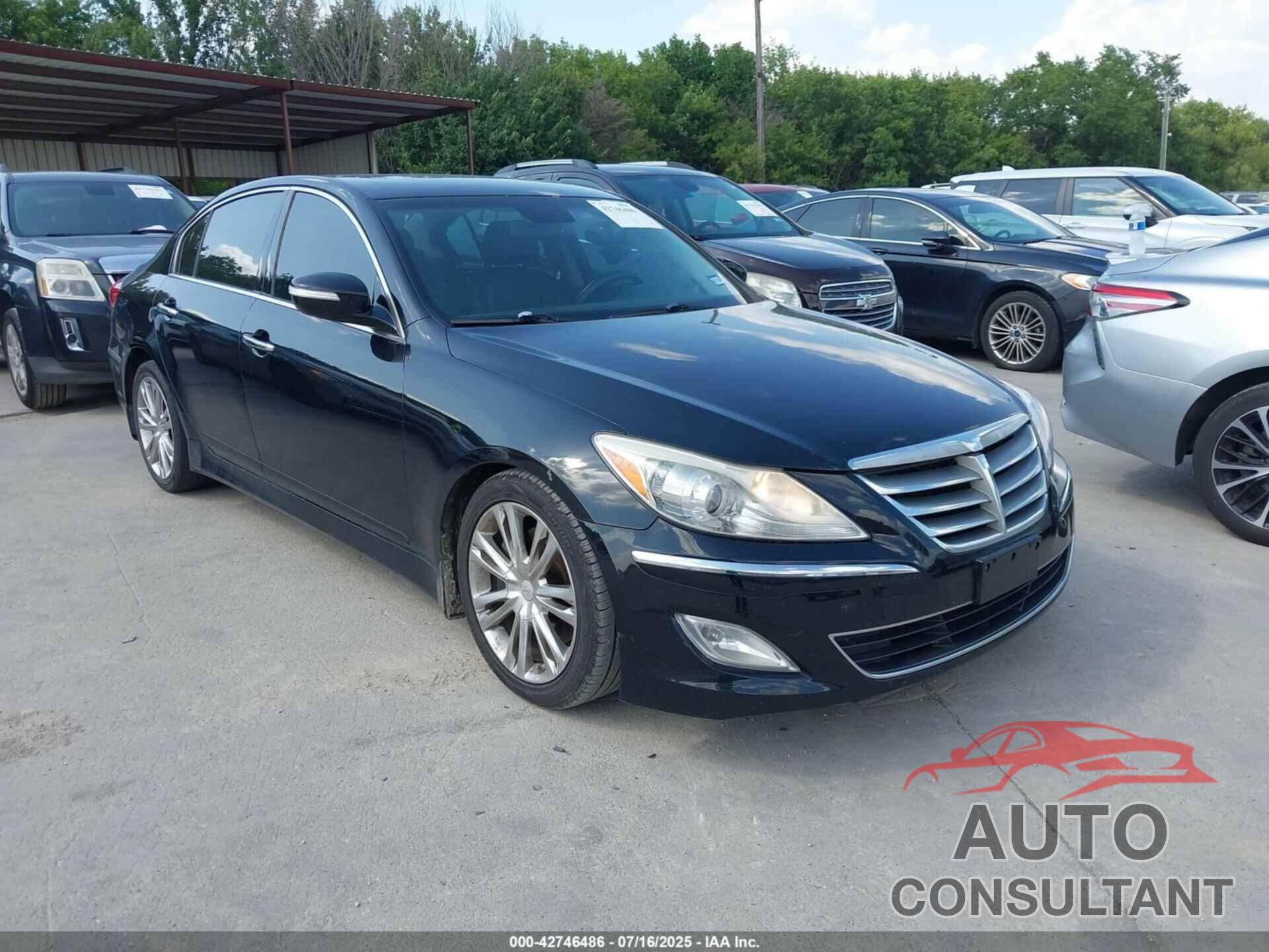 HYUNDAI GENESIS 2013 - KMHGC4DD4DU233187