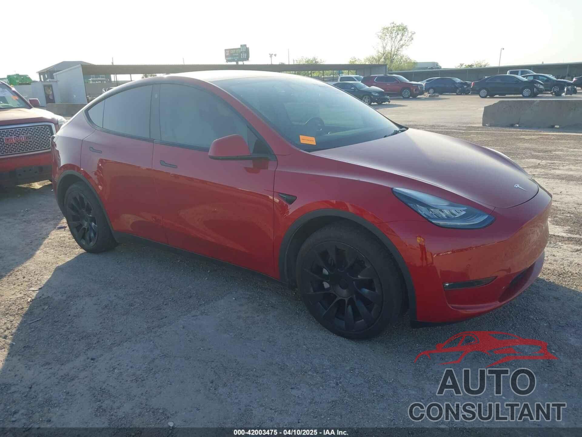 TESLA MODEL Y 2021 - 5YJYGDEE8MF210184