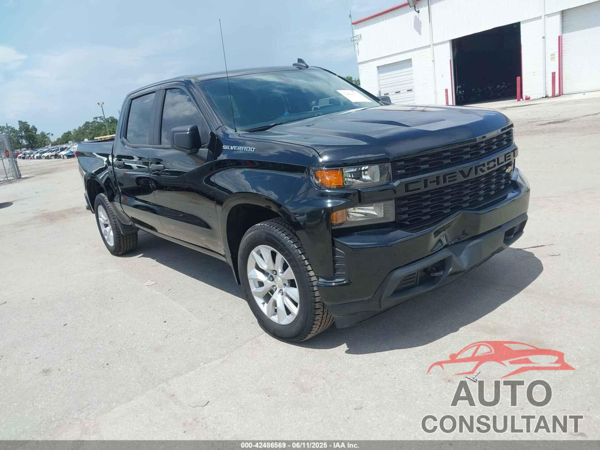 CHEVROLET SILVERADO 1500 LTD 2022 - 1GCPWBEK8NZ120876