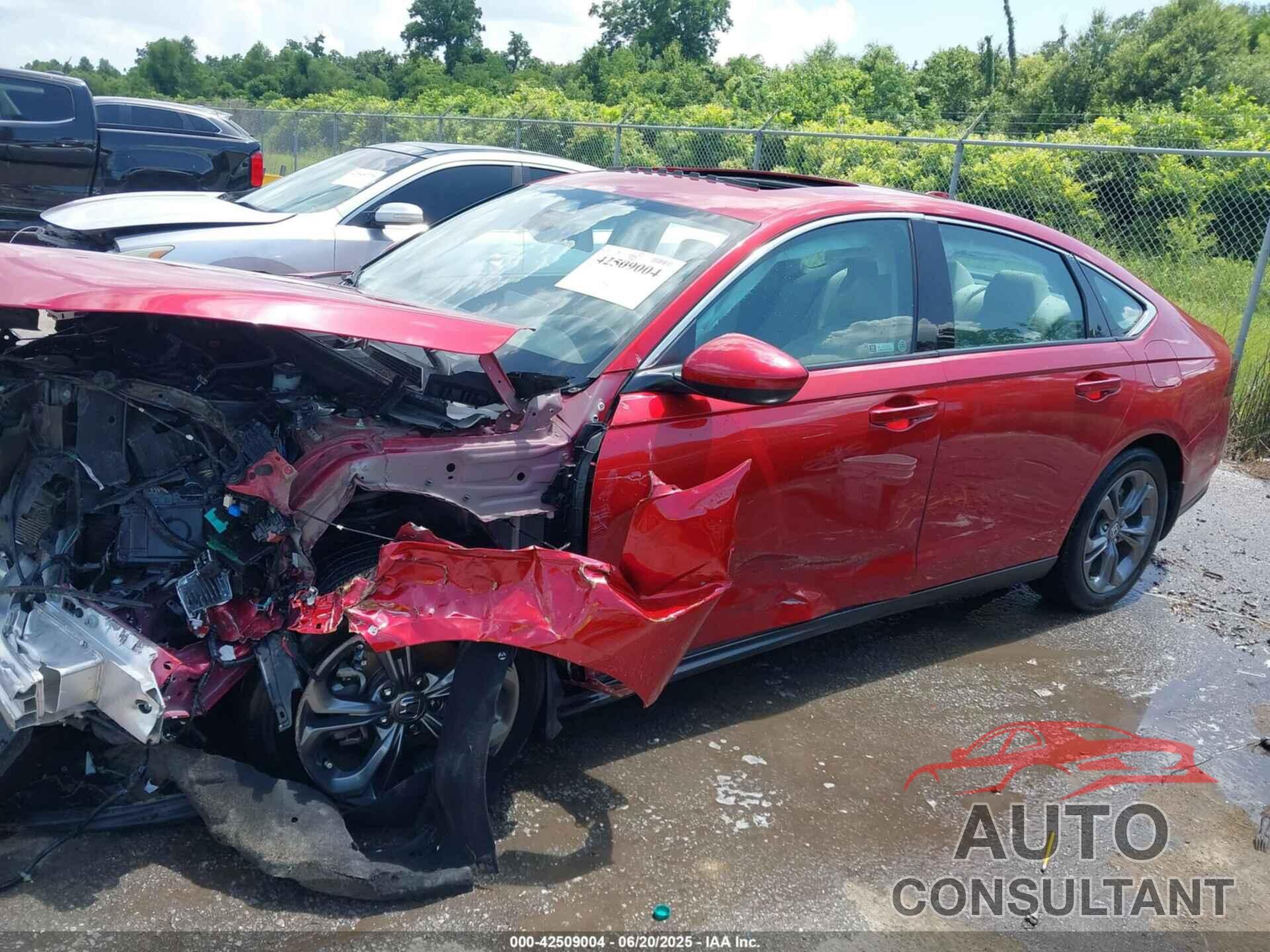 HONDA ACCORD 2023 - 1HGCY1F39PA013400
